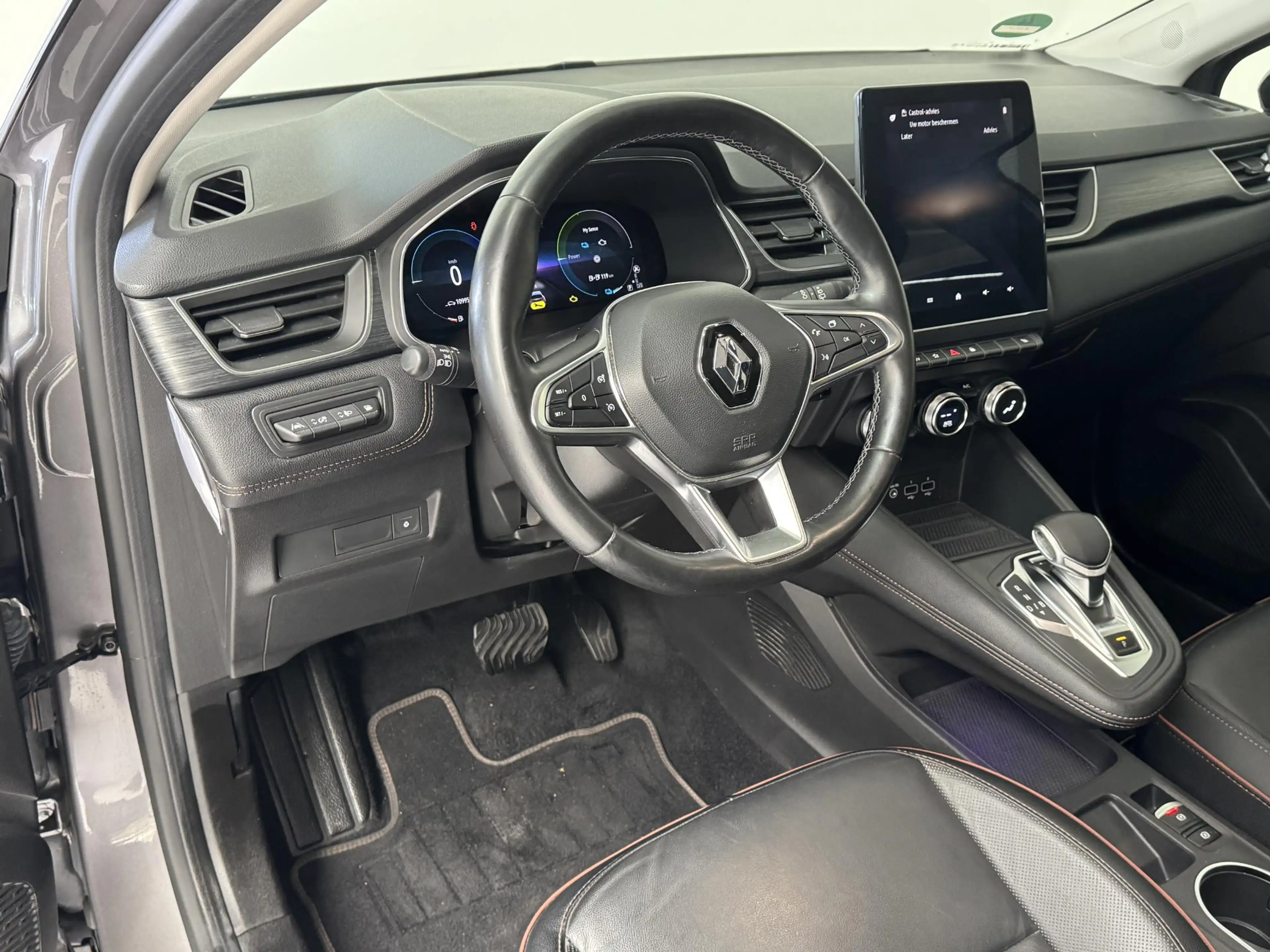 Renault Captur 1.6 E-Tech Plug-in Hybrid 160 Initiale Paris | Led — photo 25