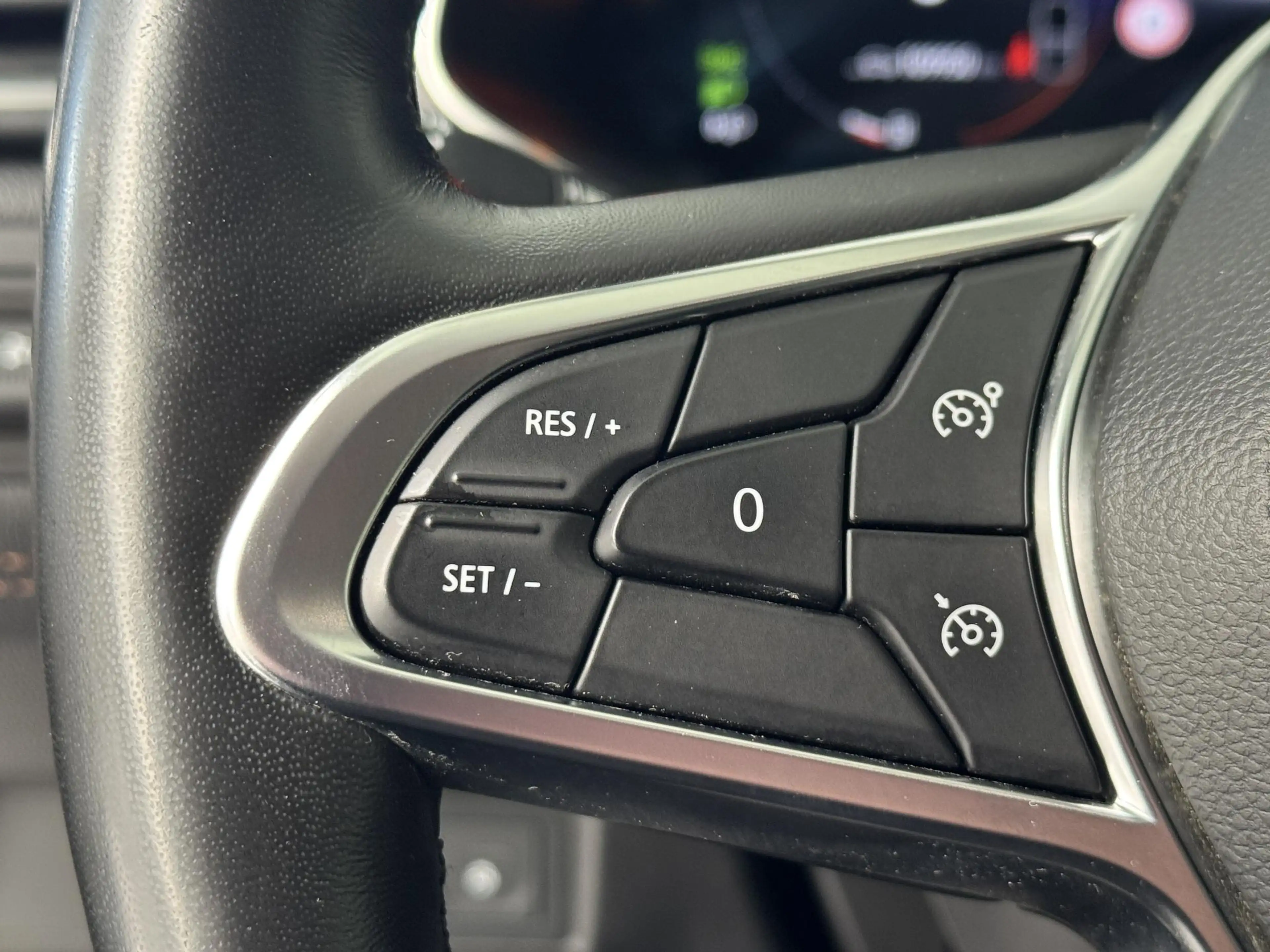 Renault Captur 1.6 E-Tech Plug-in Hybrid 160 Initiale Paris | Led — photo 21