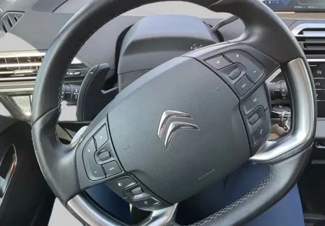 Citroen C4 Picasso view 10