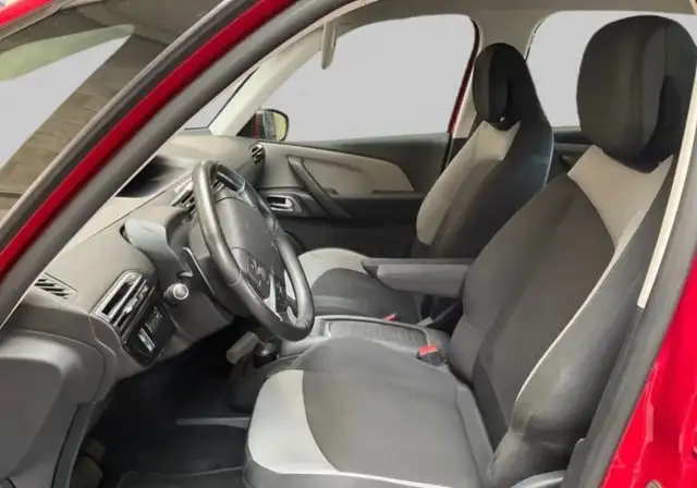 Citroen C4 Picasso view 7