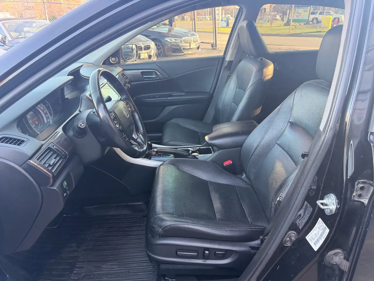Honda Accord снимка Honda Accord