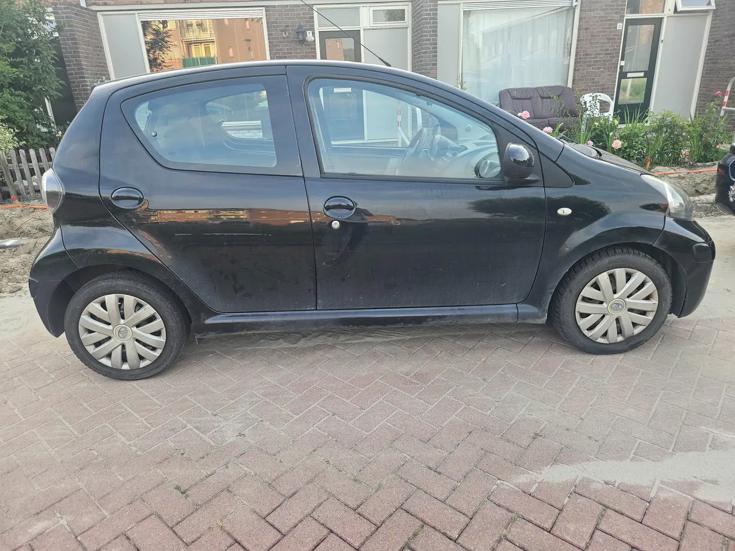 Toyota Aygo Aygo 1.0-12V Comfort Zwart - 1