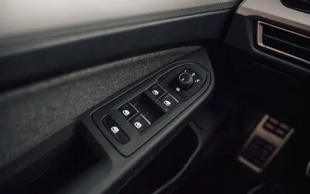 Volkswagen Golf view 15