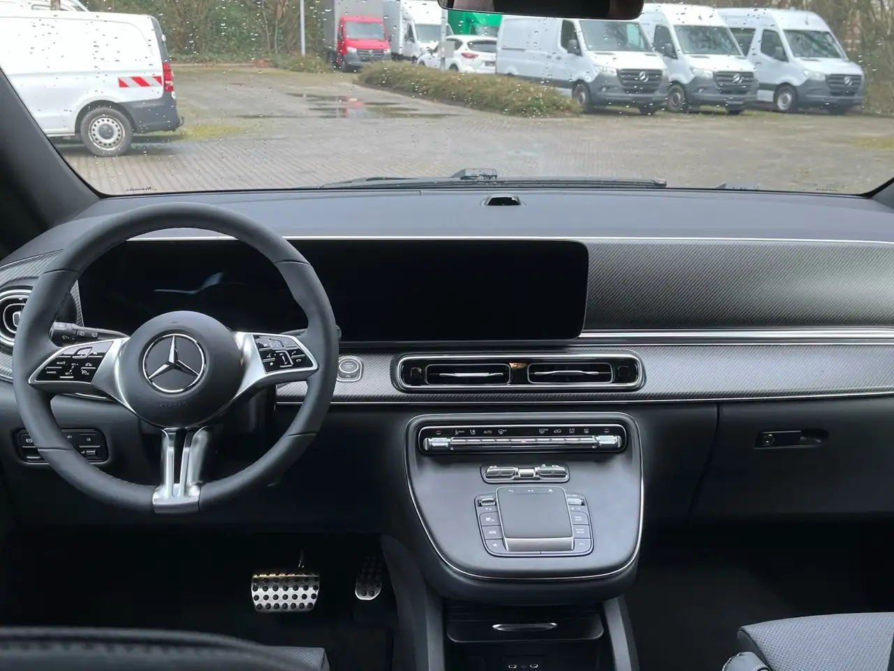 Mercedes-Benz V 300 d Avantgarde 4x4 lang AMG AIRMATIC Pano 360 9