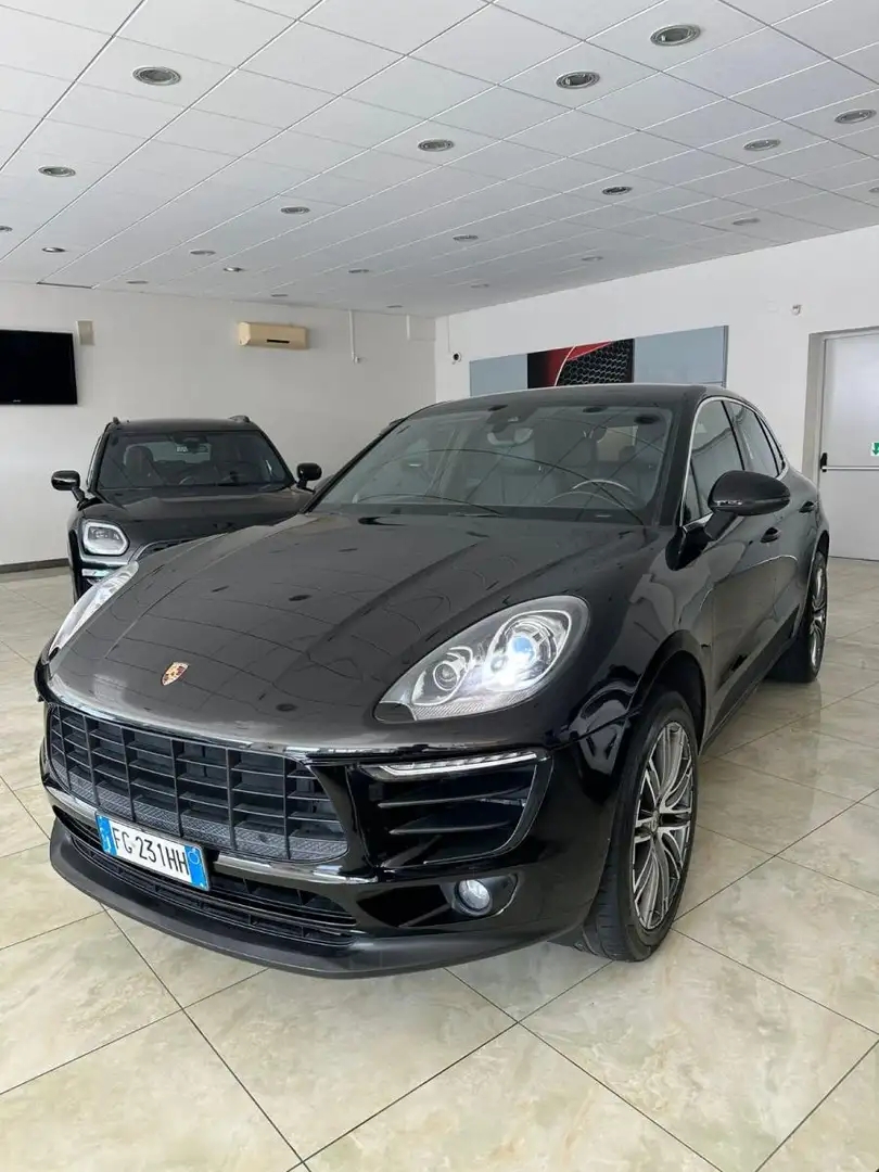 Porsche Macan 3.0 S Diesel Black - 1
