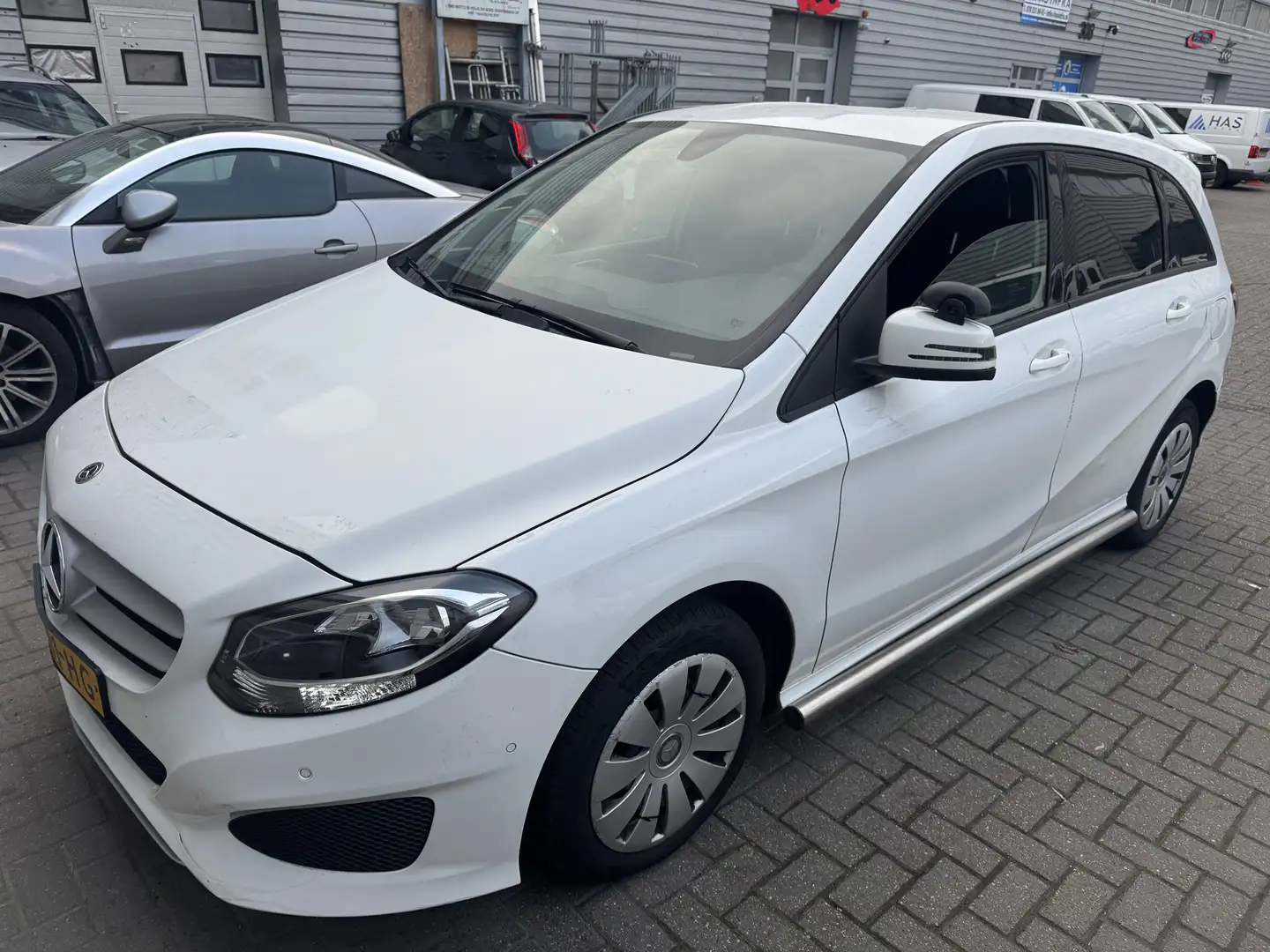 Mercedes-Benz B 220 Ambition ex politie auto export nap Wit - 1