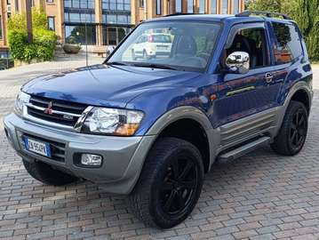 Pajero III 2000 3p 3.5 V6 gdi 24v GLS-2