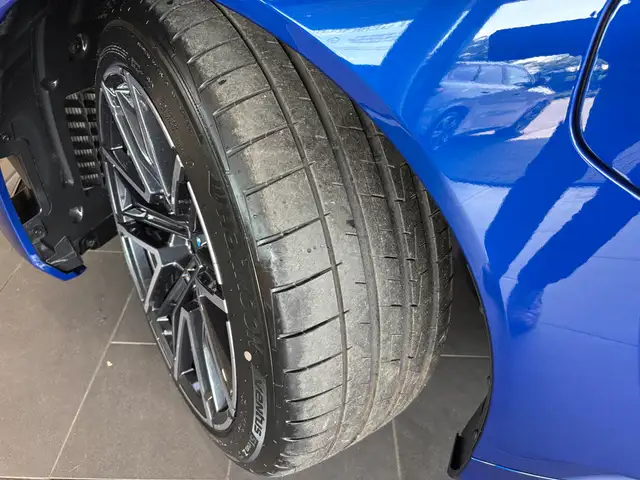 BMW M5 view 4