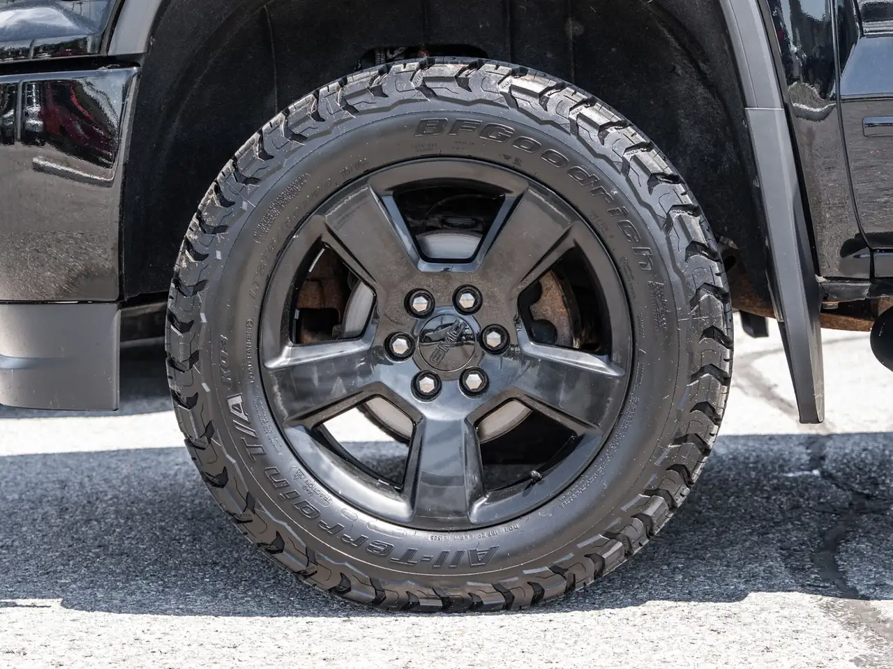 GMC Sierra 1500 photo GMC Sierra 1500