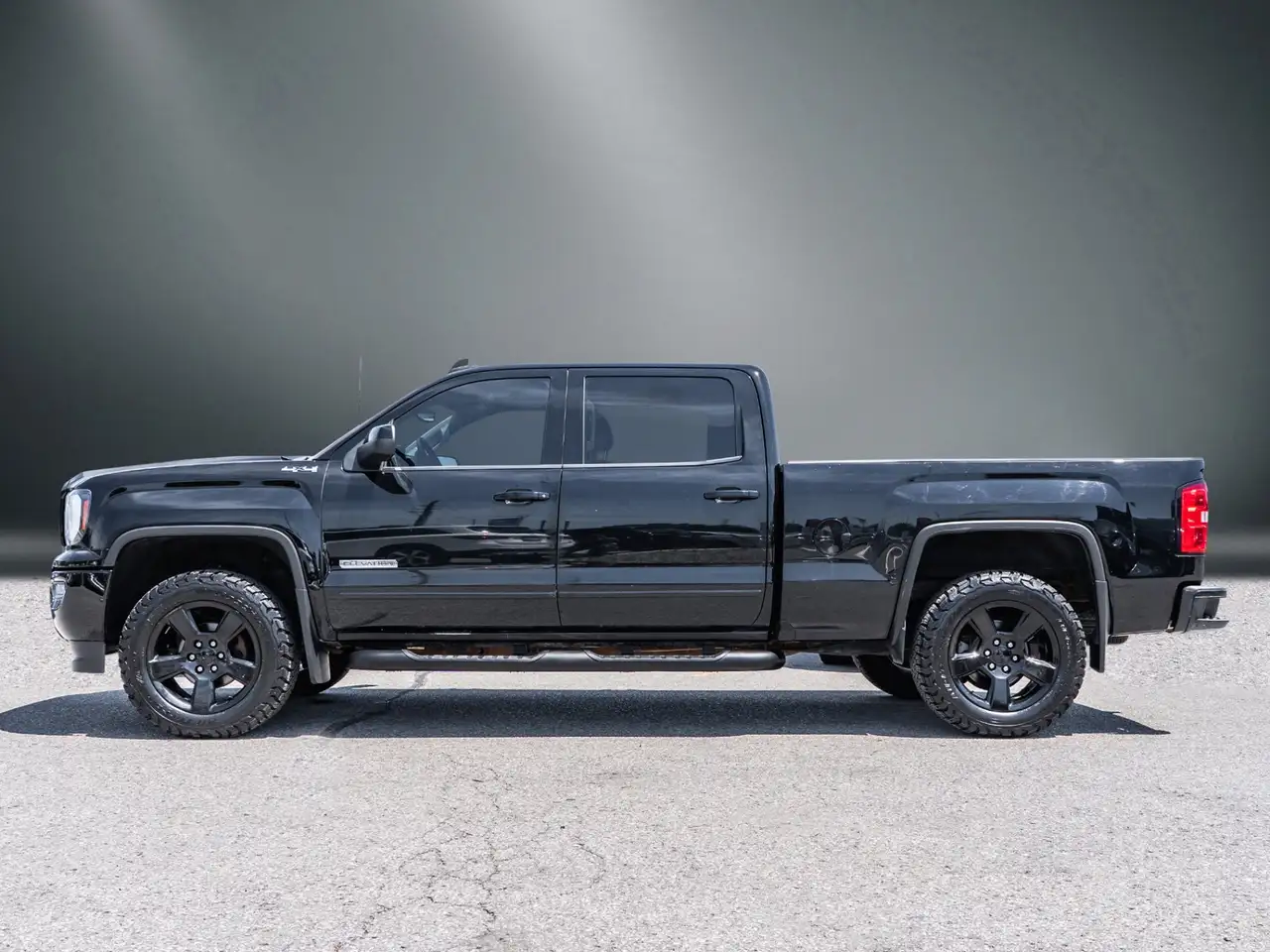 GMC Sierra 1500 photo GMC Sierra 1500
