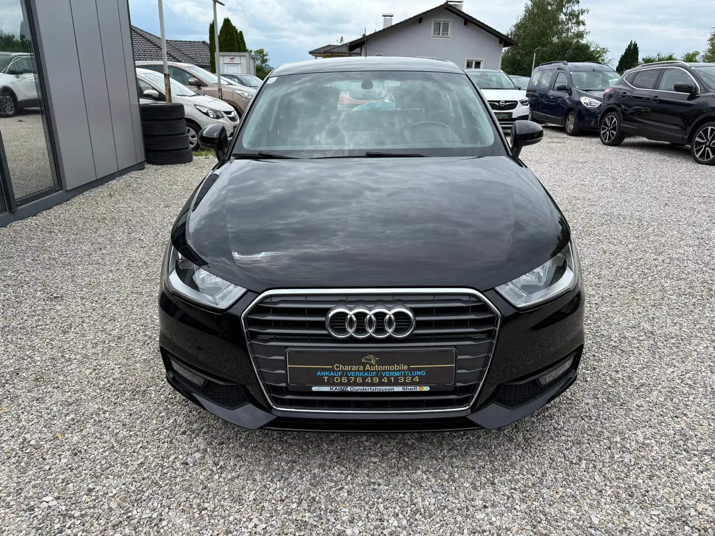 Audi A1 SB 1,0 TFSI intro Schwarz - 2