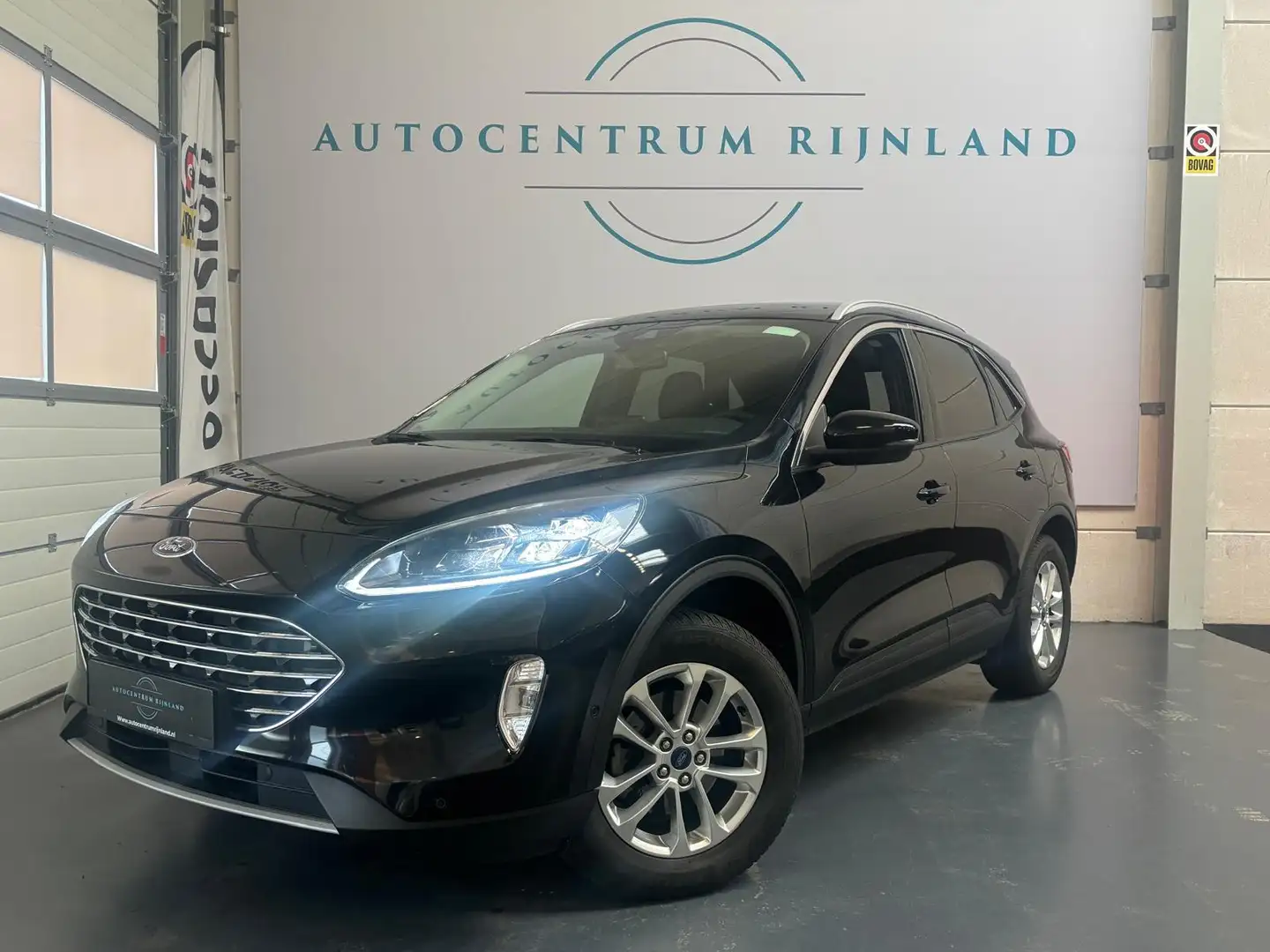 Ford Kuga Hybrid Titanium X 1 JAAR BOVAG GARANTIE Zwart - 1