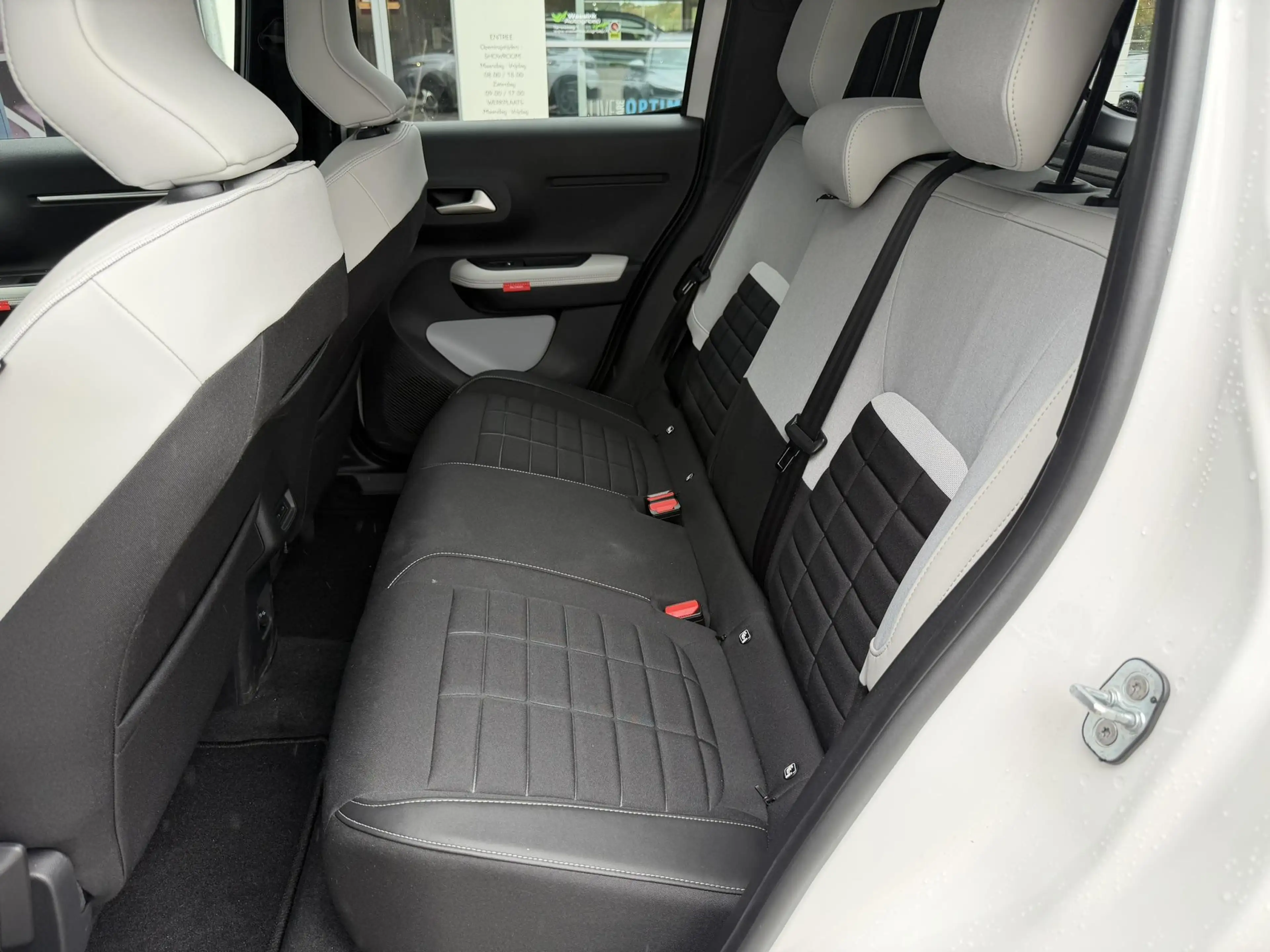 Citroen E-C3 Plus 113pk Comfort Range 44 kWh | Achteruitrijcame — photo 8