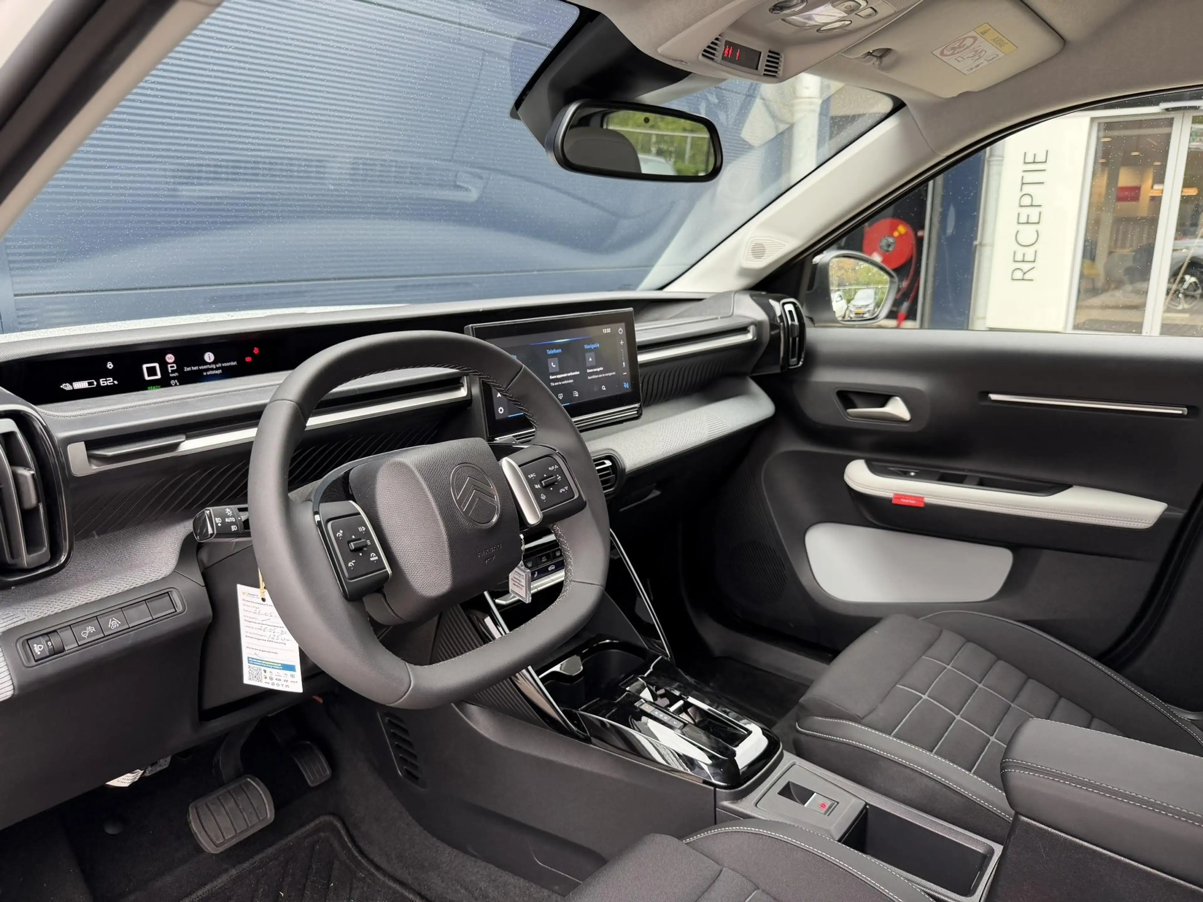 Citroen E-C3 Plus 113pk Comfort Range 44 kWh | Achteruitrijcame — photo 11