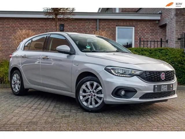 Fiat Tipo 1.4 T-Jet 16v Business Lusso 120 PK Navi Camera Tr