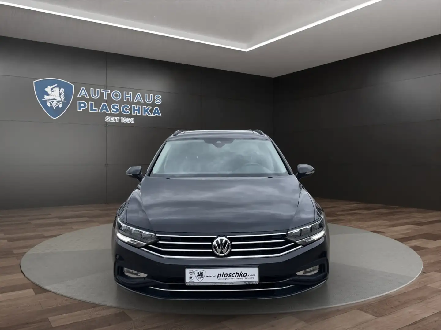 Volkswagen Passat Variant 2.0 TDI Business LED+NAVI+AHK+PANO Klima Navi Grau - 2