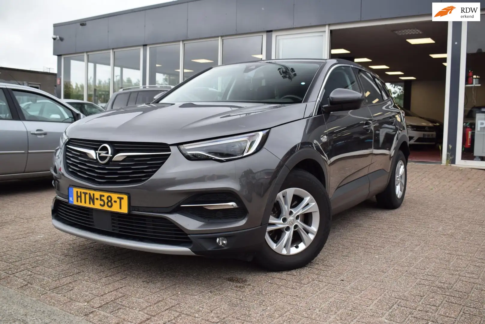 Opel Grandland X 1.2 Turbo Online Edition || AUTOMAAT |CLIMATE en C Grijs - 1