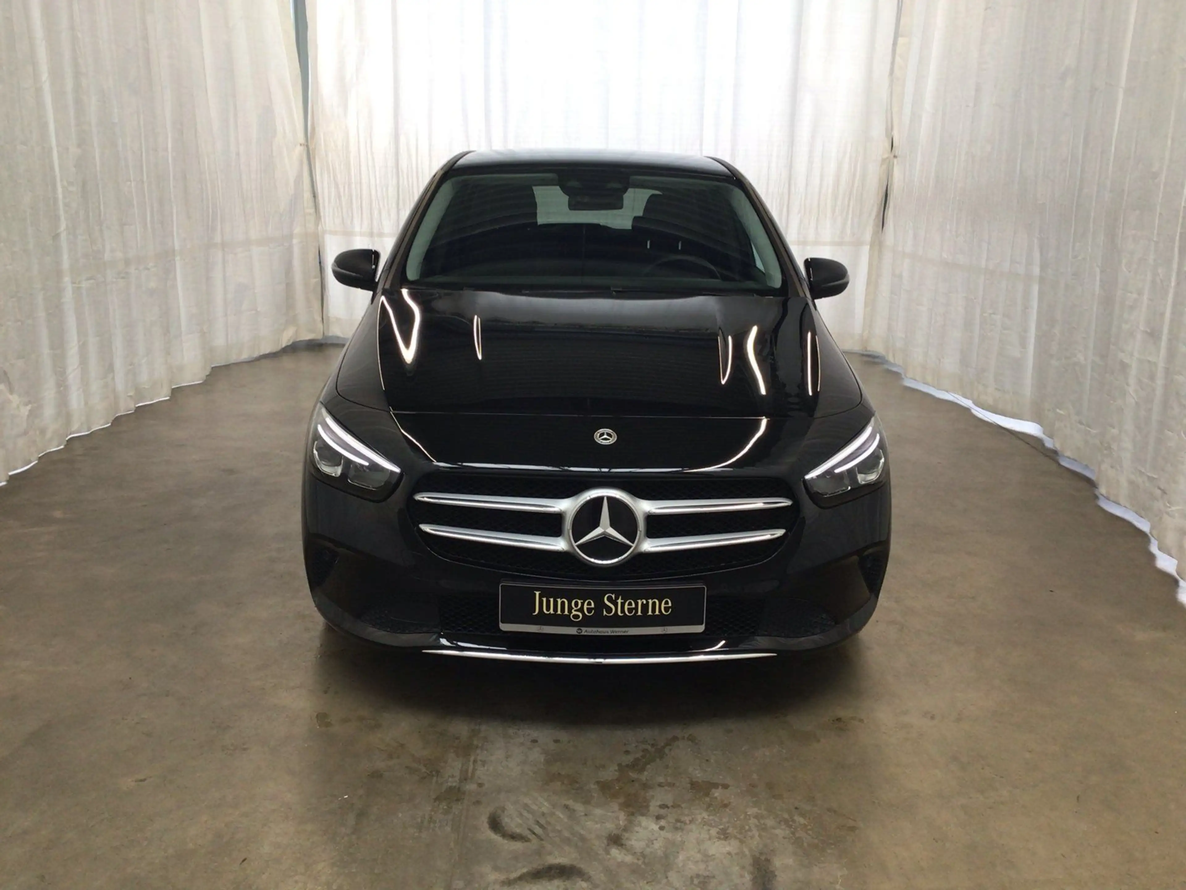 Mercedes-Benz B 180 7G-DCT PROGR KAMERA EASYPACK LED 18" MBUX — photo 3