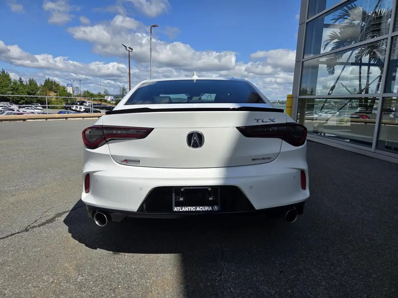 Acura TLX снимка Acura TLX