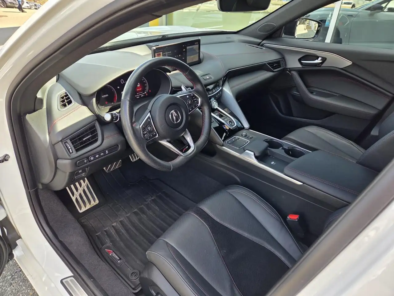 Acura TLX снимка Acura TLX