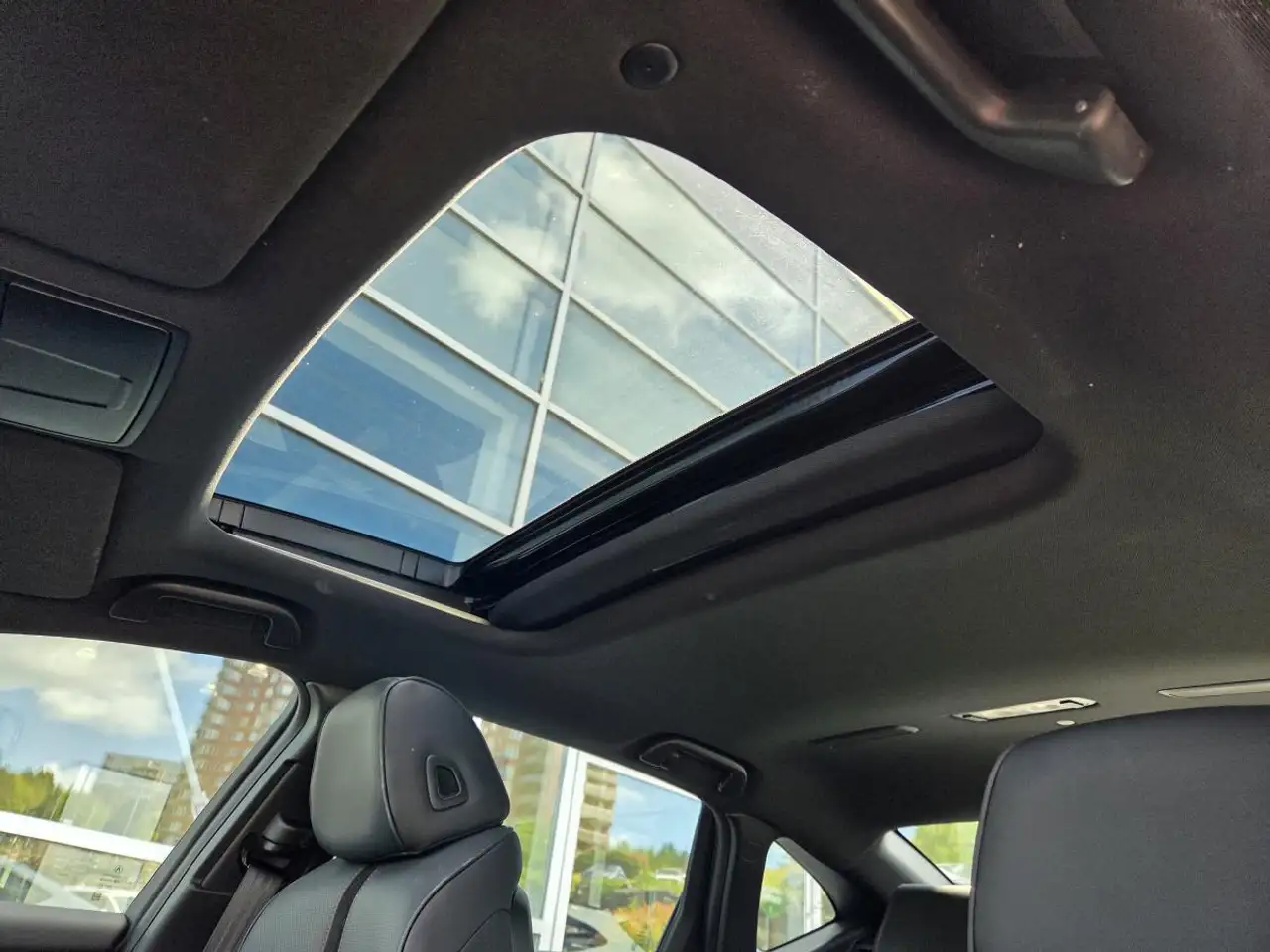 Acura TLX снимка Acura TLX