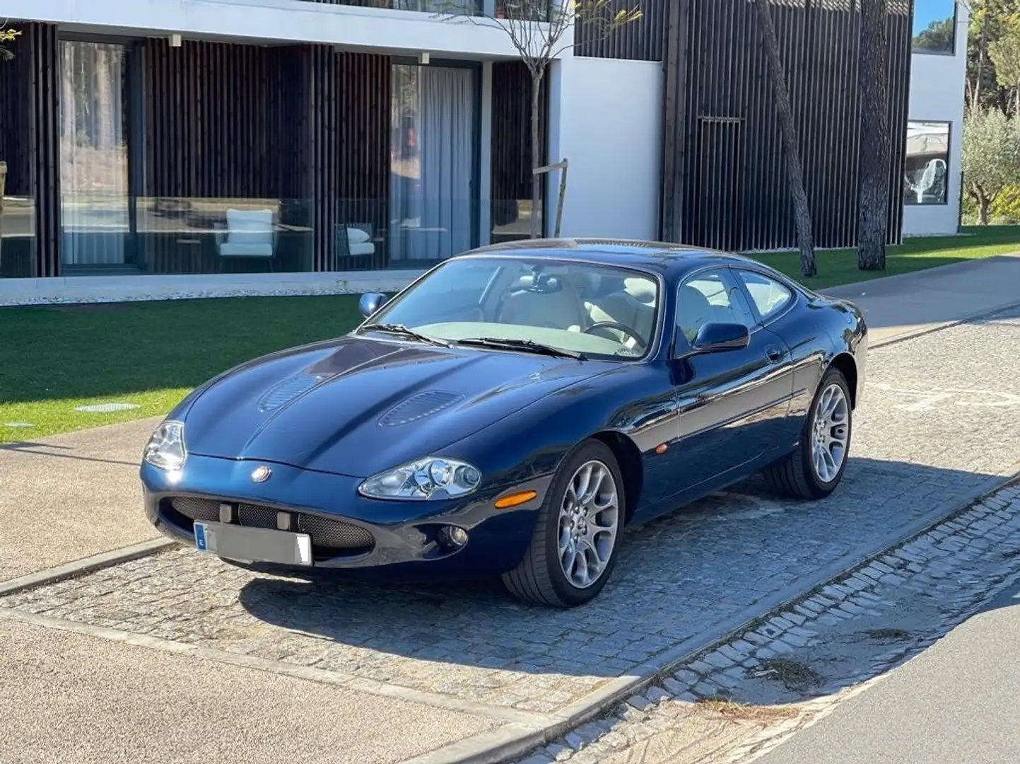 Jaguar XKR Coupe Bleu - 1