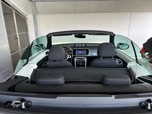 Volkswagen Beetle Comfortline Cabrio/BI-Xenon/NAVI/GARANTIE