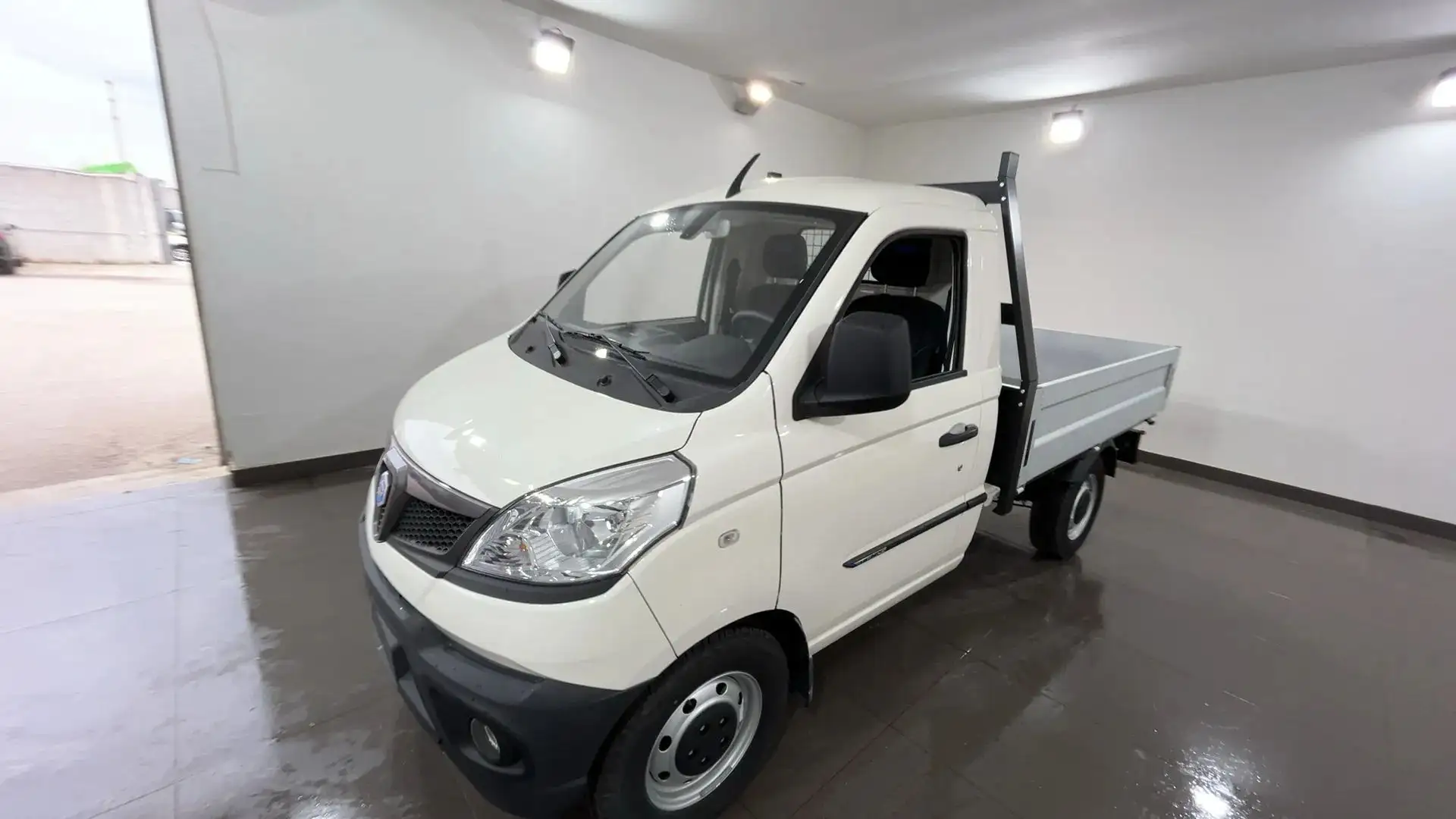 Piaggio Porter NP6 SW LR GPL 2650/2200 Fisso TOP 16700+iva bijela - 1