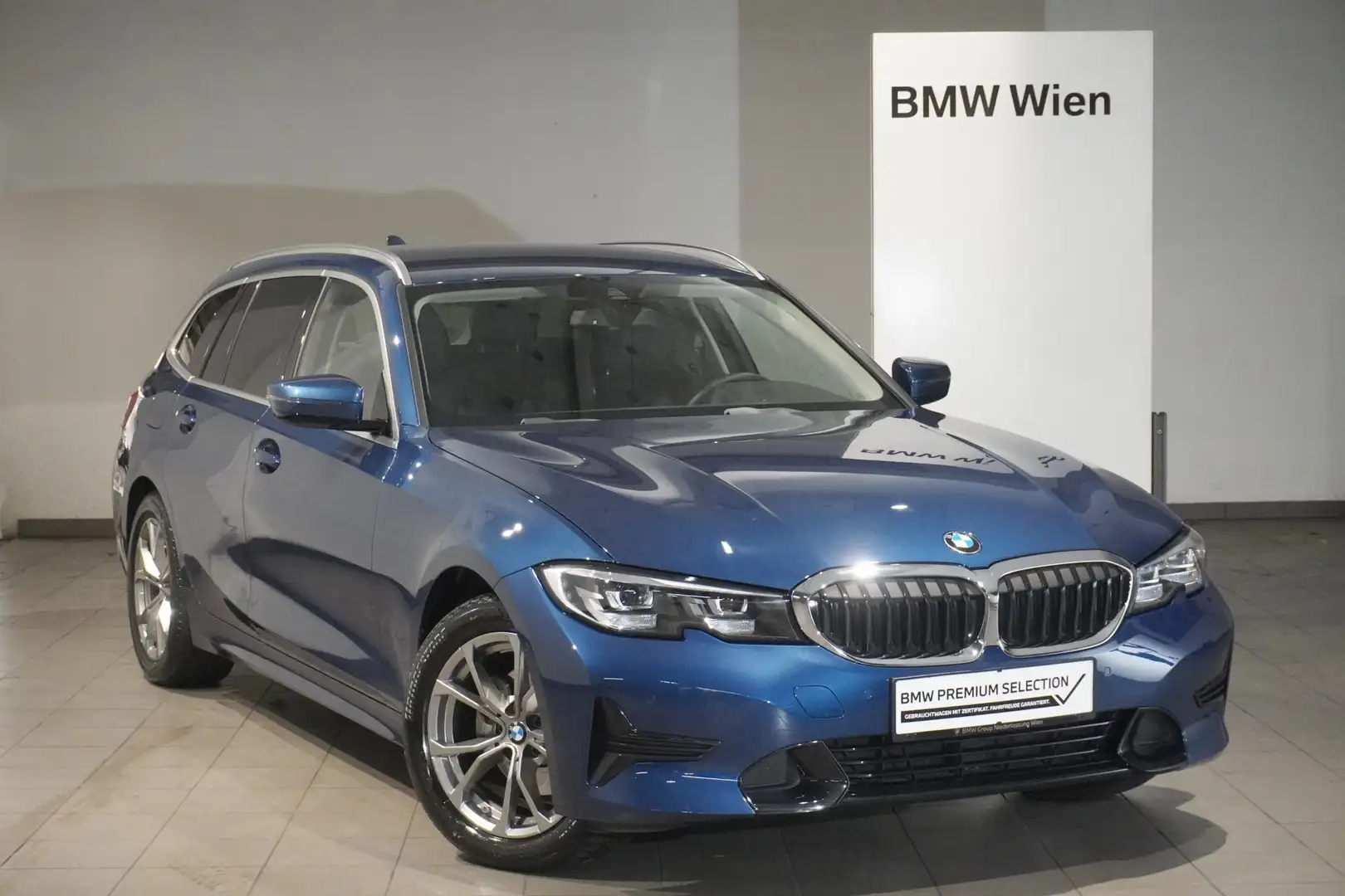 BMW 320 320i Blau - 1