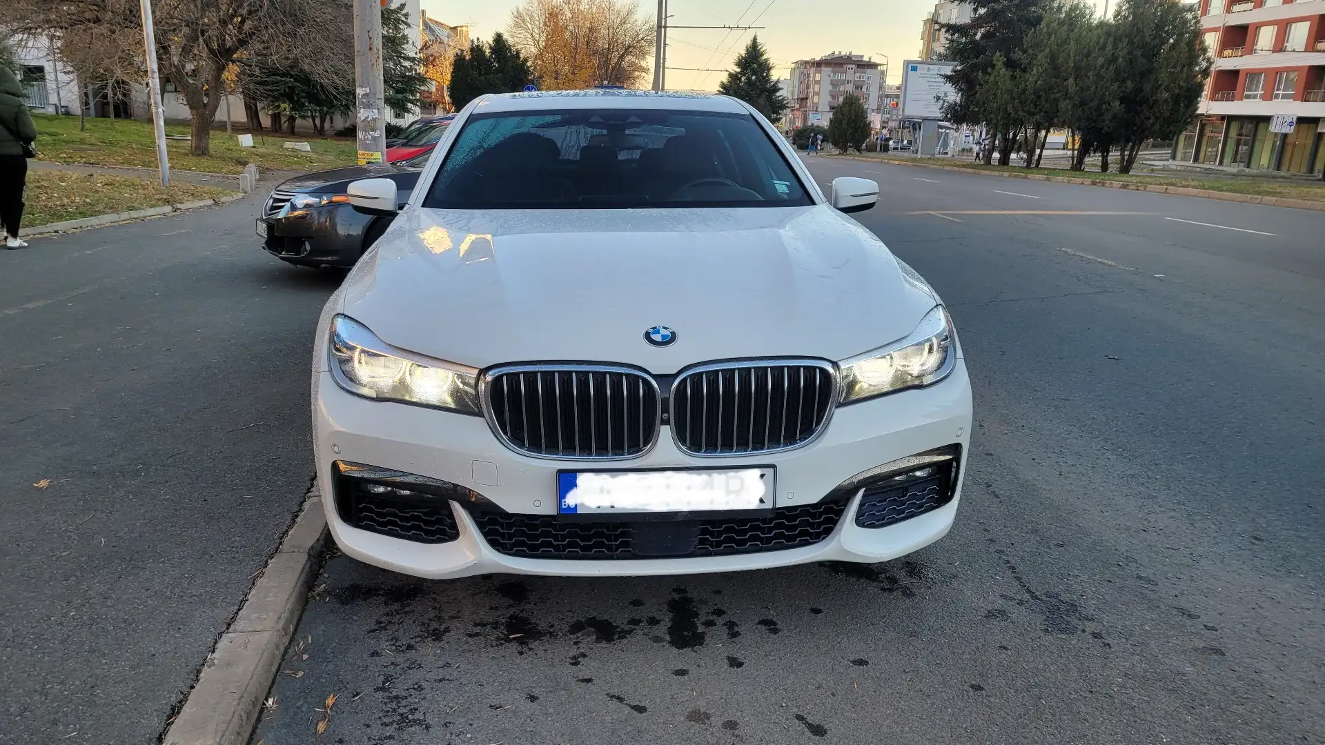 BMW 740 740Le xDrive iPerformance - 2