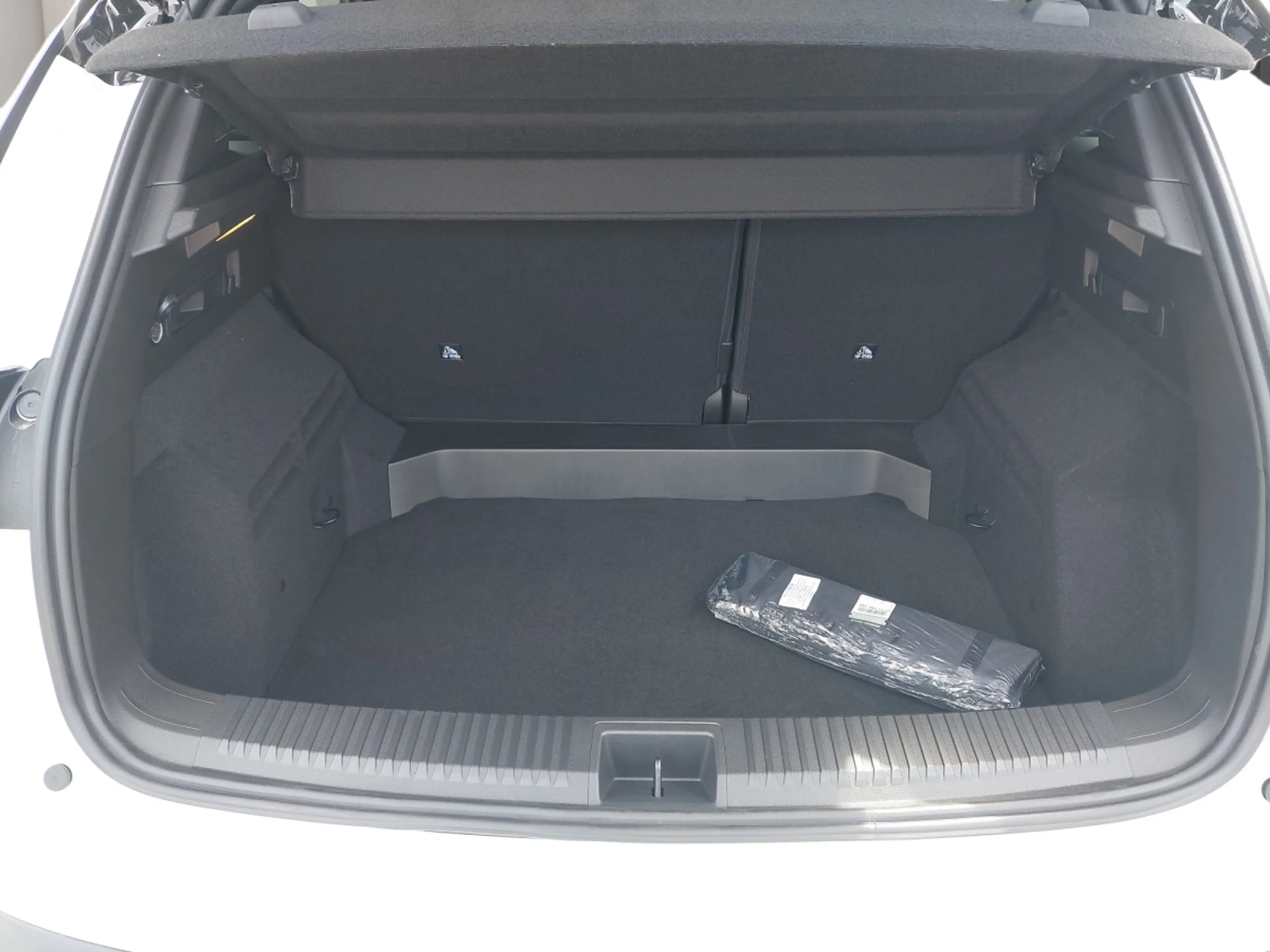 Renault Austral AUSTRAL Techno Mild Hybrid 150 Automatik (MY26) — photo 12
