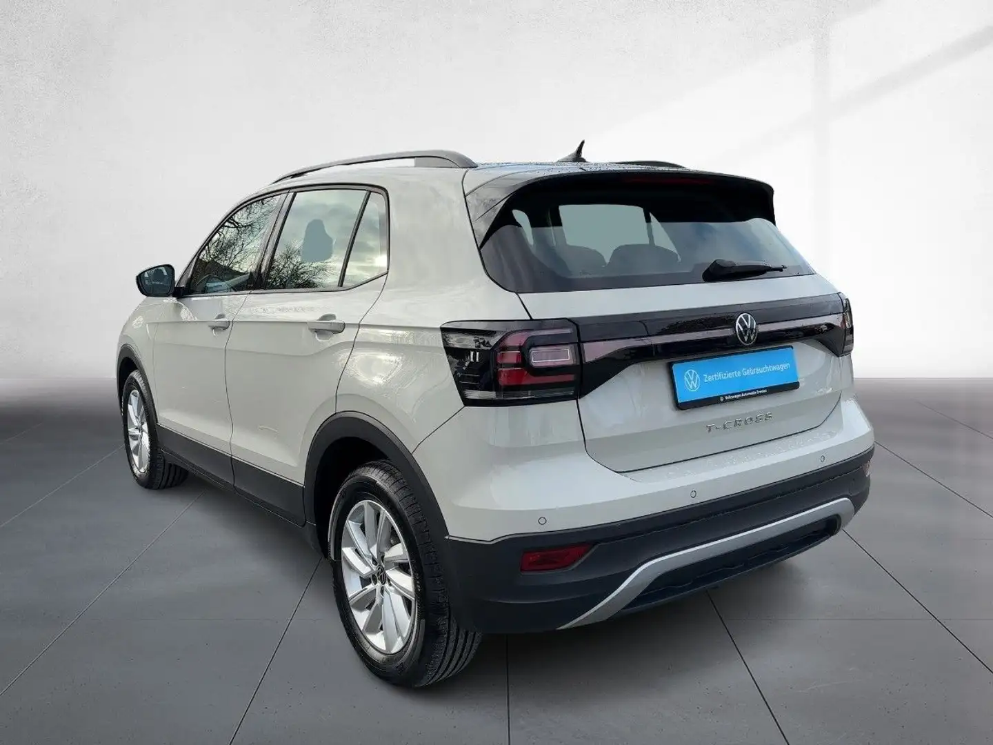 Volkswagen T-Cross Life 1.0 TSI DSG ACC NAV APP PDC SITZHZG Gris - 2