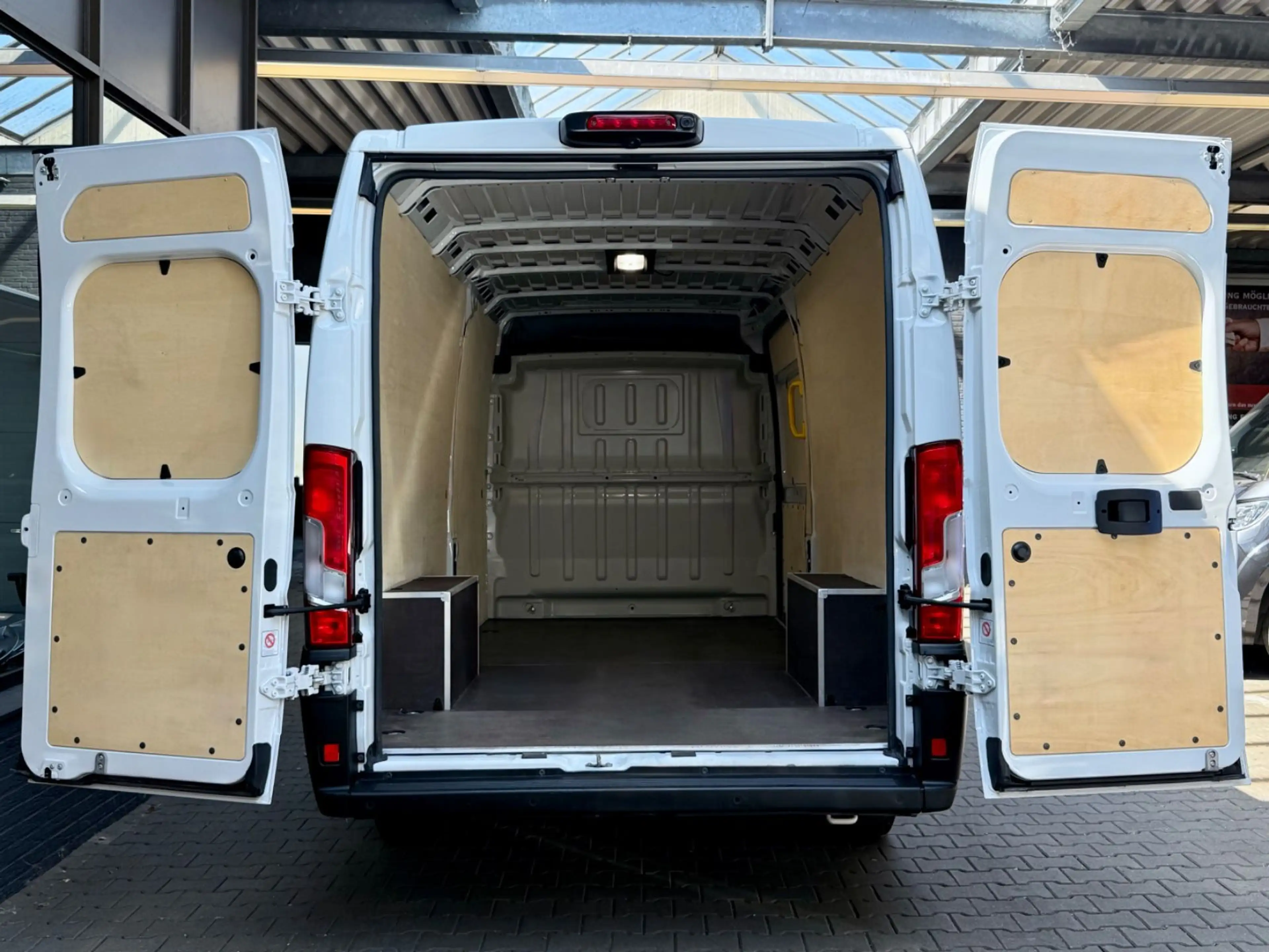Peugeot Boxer 2.2 D L4H2 3,5t AUTOMATIK VIRTUAL CAM NAVI — photo 10