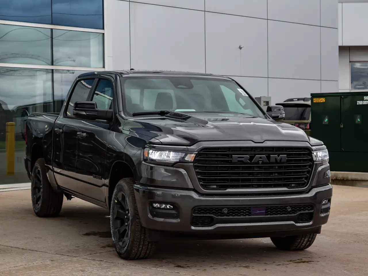 RAM 1500 снимка RAM 1500