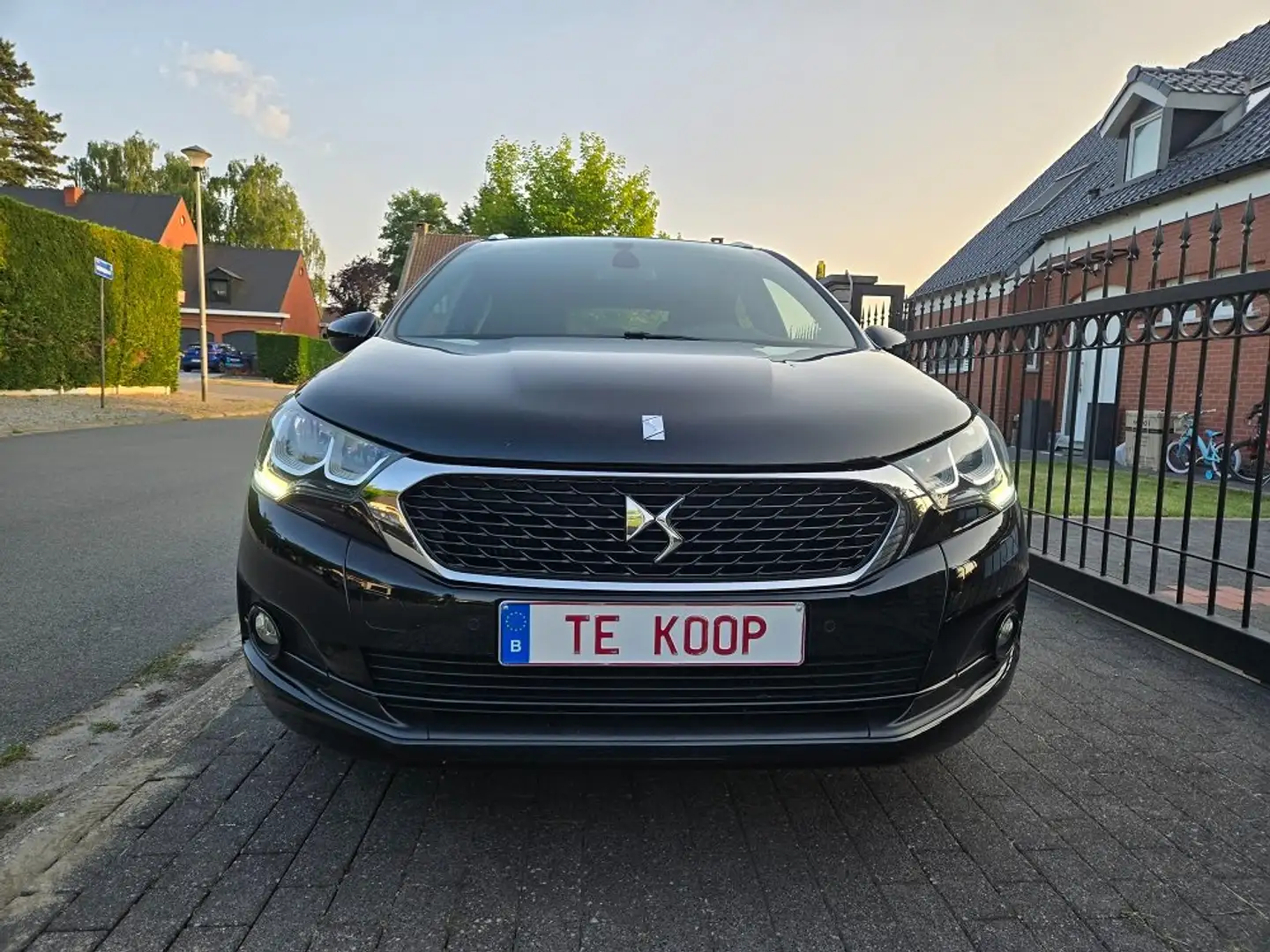 DS Automobiles DS 4 Crossback 1.2 PureTech Business Executive (Fleet) Чорний - 2