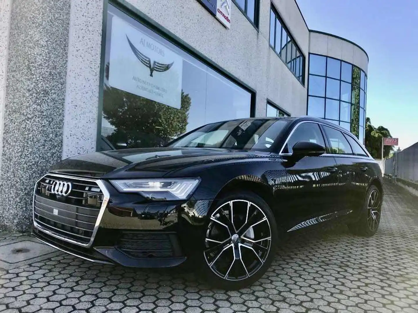 Audi A6 Avant 40 2.0 TDI S tronic Business Plus no vincoli Nero - 1
