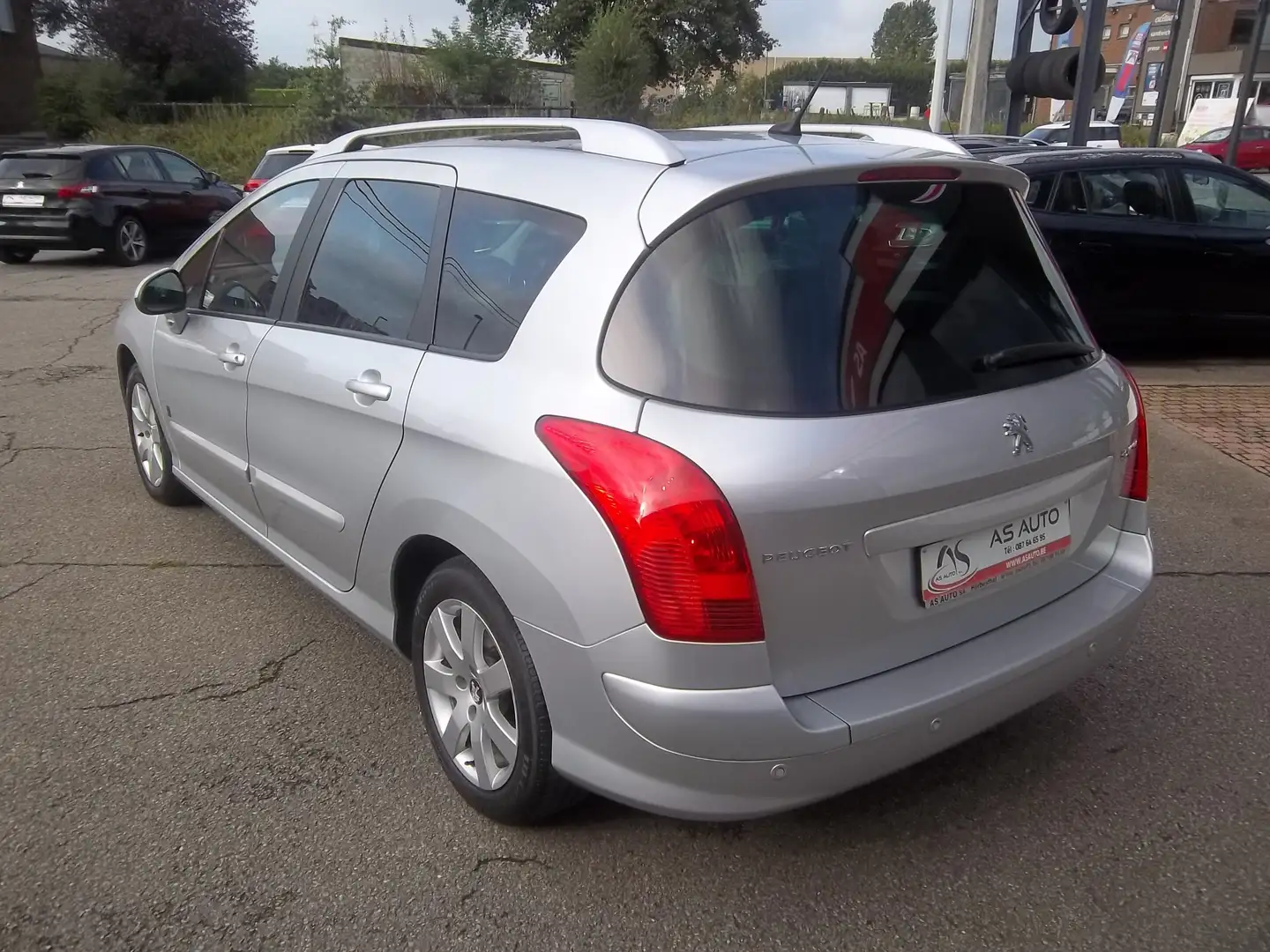 Peugeot 308 SW 1.6 HDi 92cv   Euro 5   Black & Silver Edition Grijs - 2