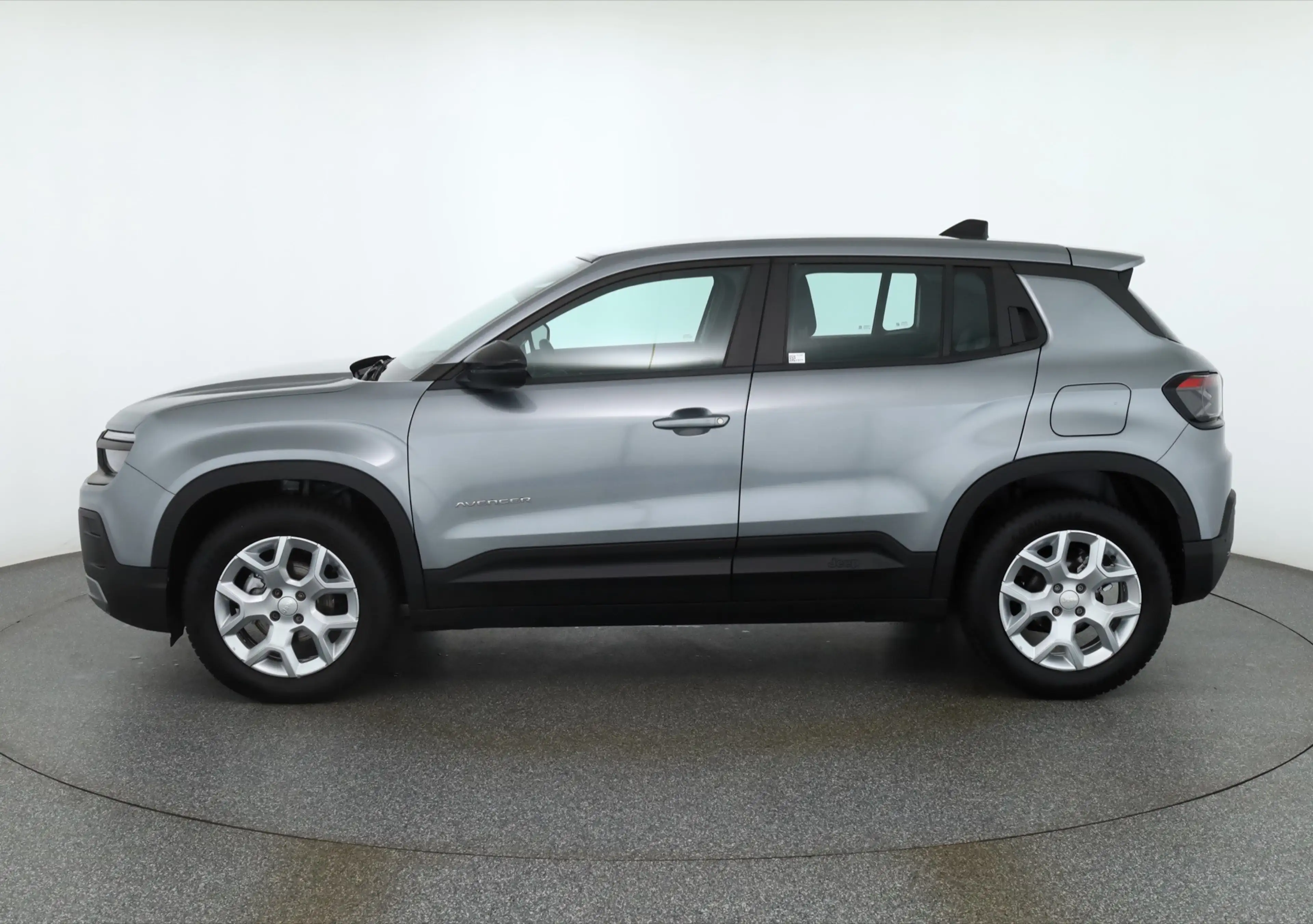 Jeep Avenger 1.2 Altitude LED ACC 360° Navi Beats PDC — photo 2