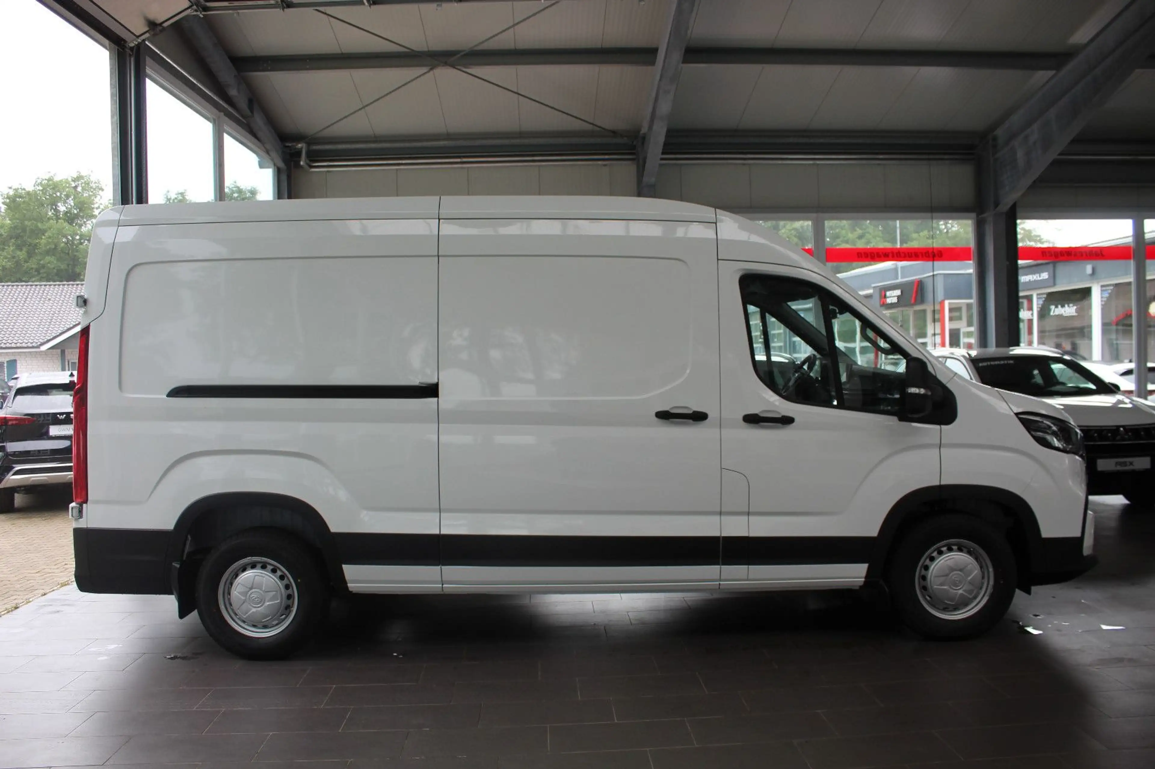 Maxus Deliver 9 2.0Diesel(Neues Modell,Rückfahrkamera) — photo 4