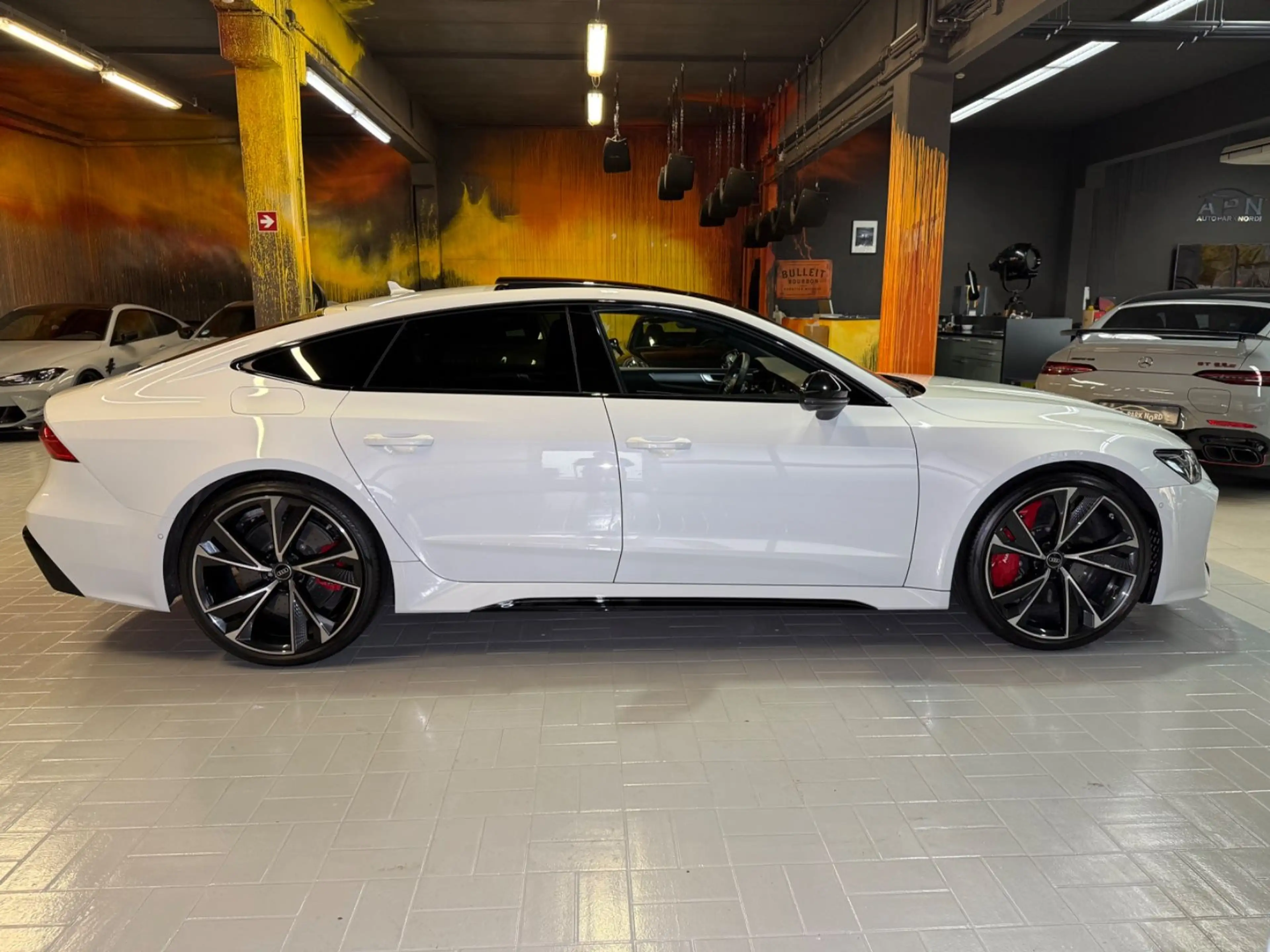 Audi RS7 Sportback 4.0 TFSI quattro~HEAD-UP~PANO~MATR — photo 7
