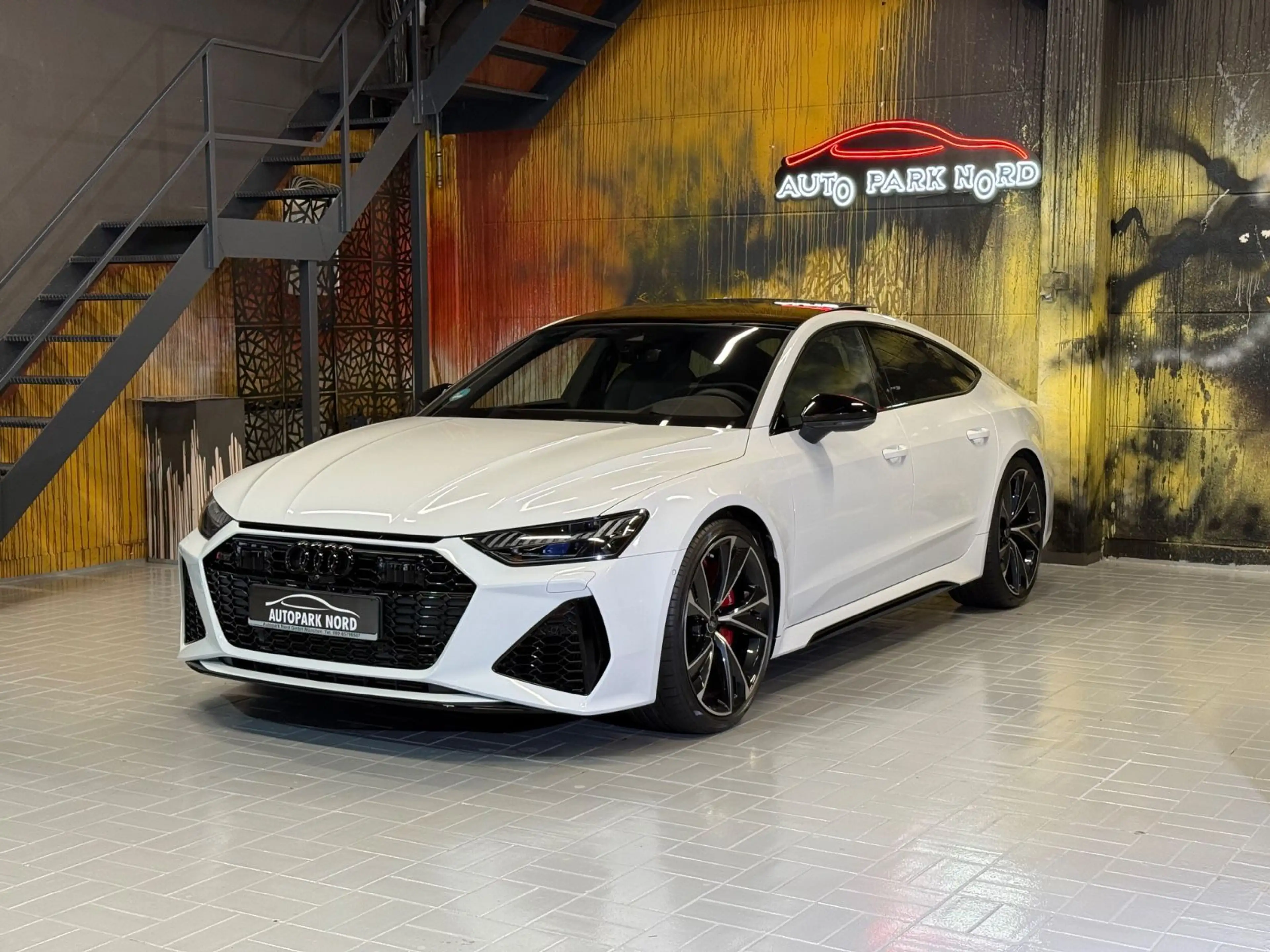 Audi RS7 Sportback 4.0 TFSI quattro~HEAD-UP~PANO~MATR — photo 5