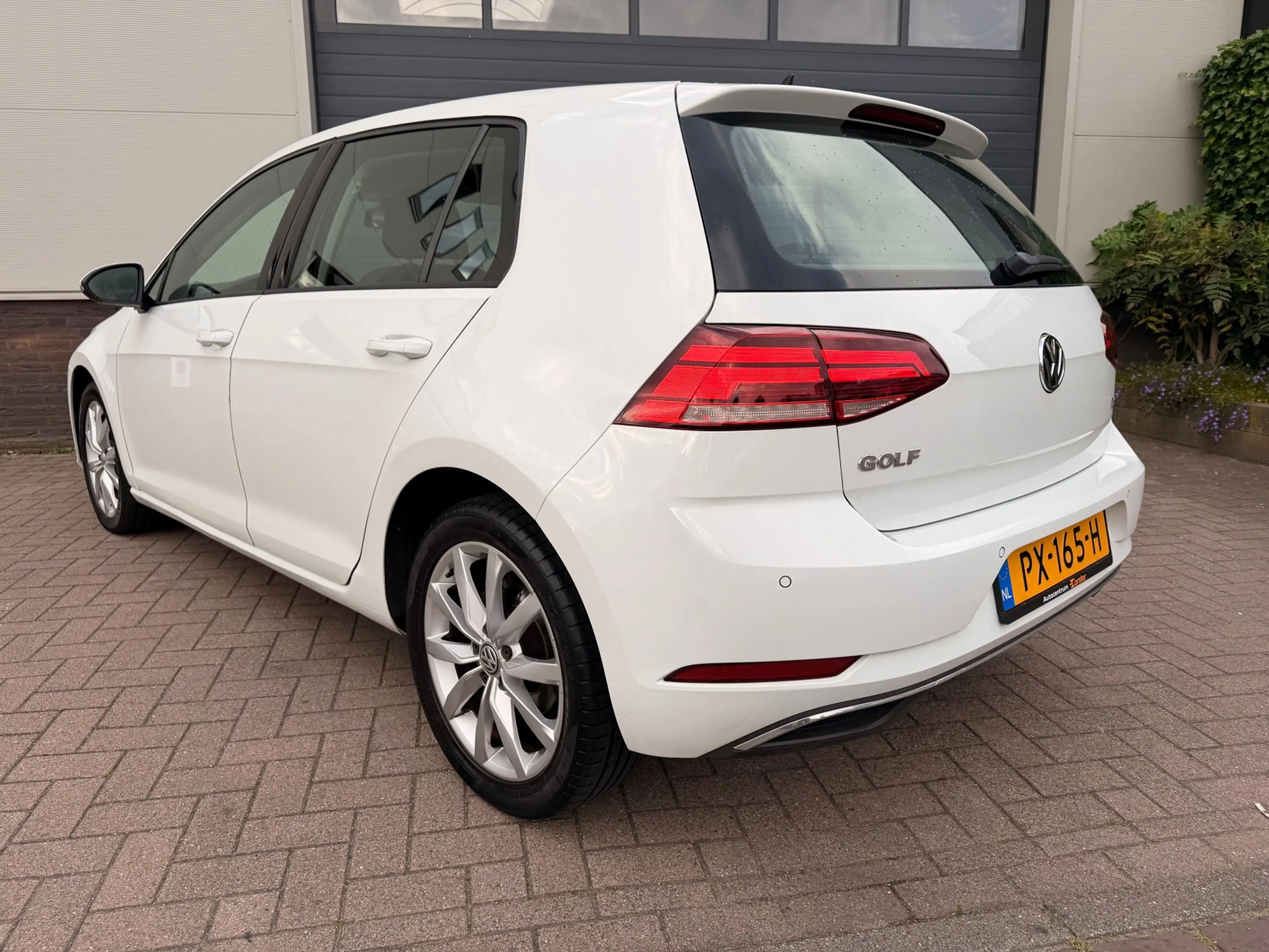 Volkswagen Golf 1.0 TSI 7,5 Comfortline/Automaat/Camera/Navi/Clima — photo 2