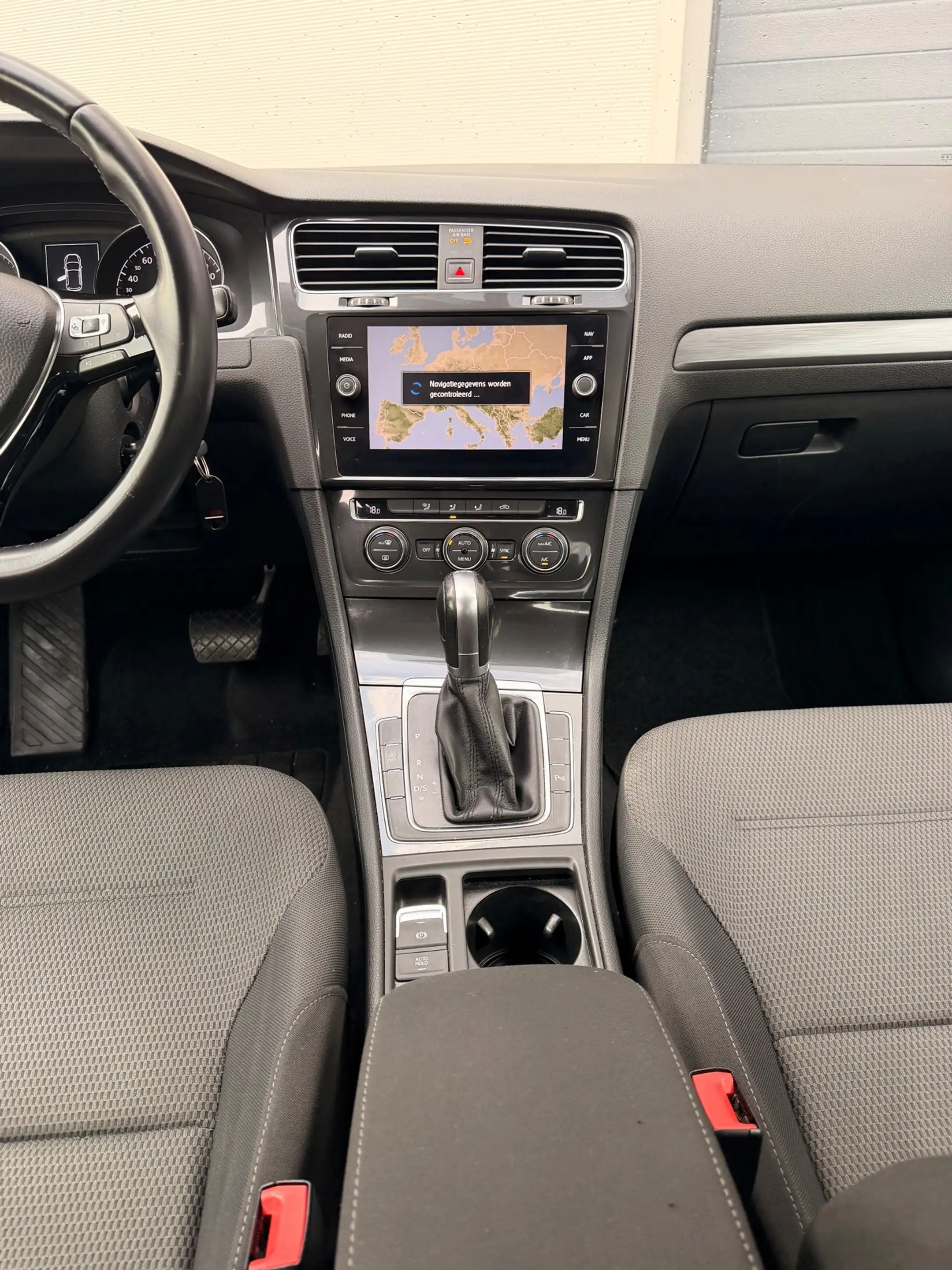 Volkswagen Golf 1.0 TSI 7,5 Comfortline/Automaat/Camera/Navi/Clima — photo 15