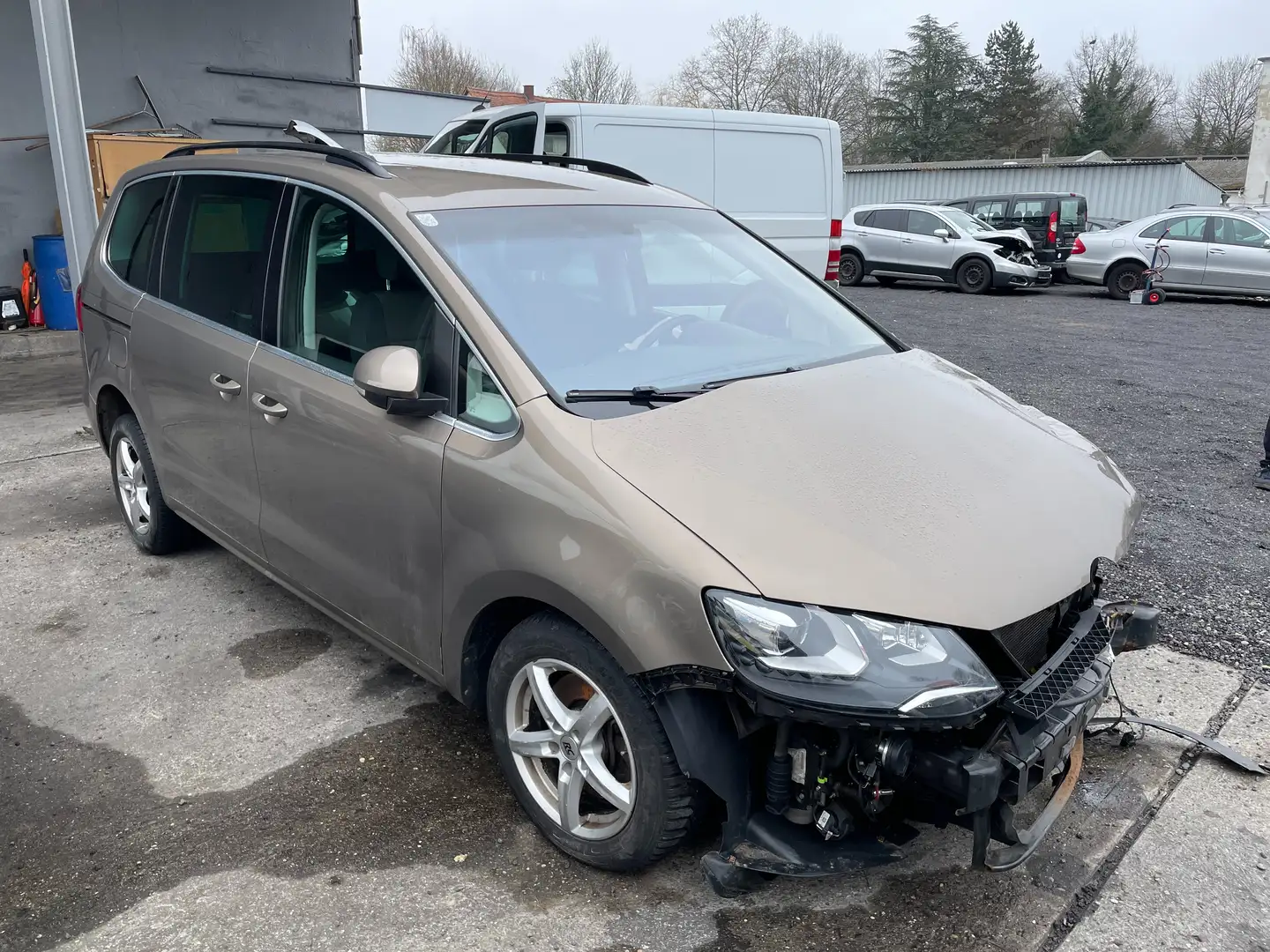 Volkswagen Sharan Sharan 2.0 TDI BlueMotion Technology Trendline Beige - 2