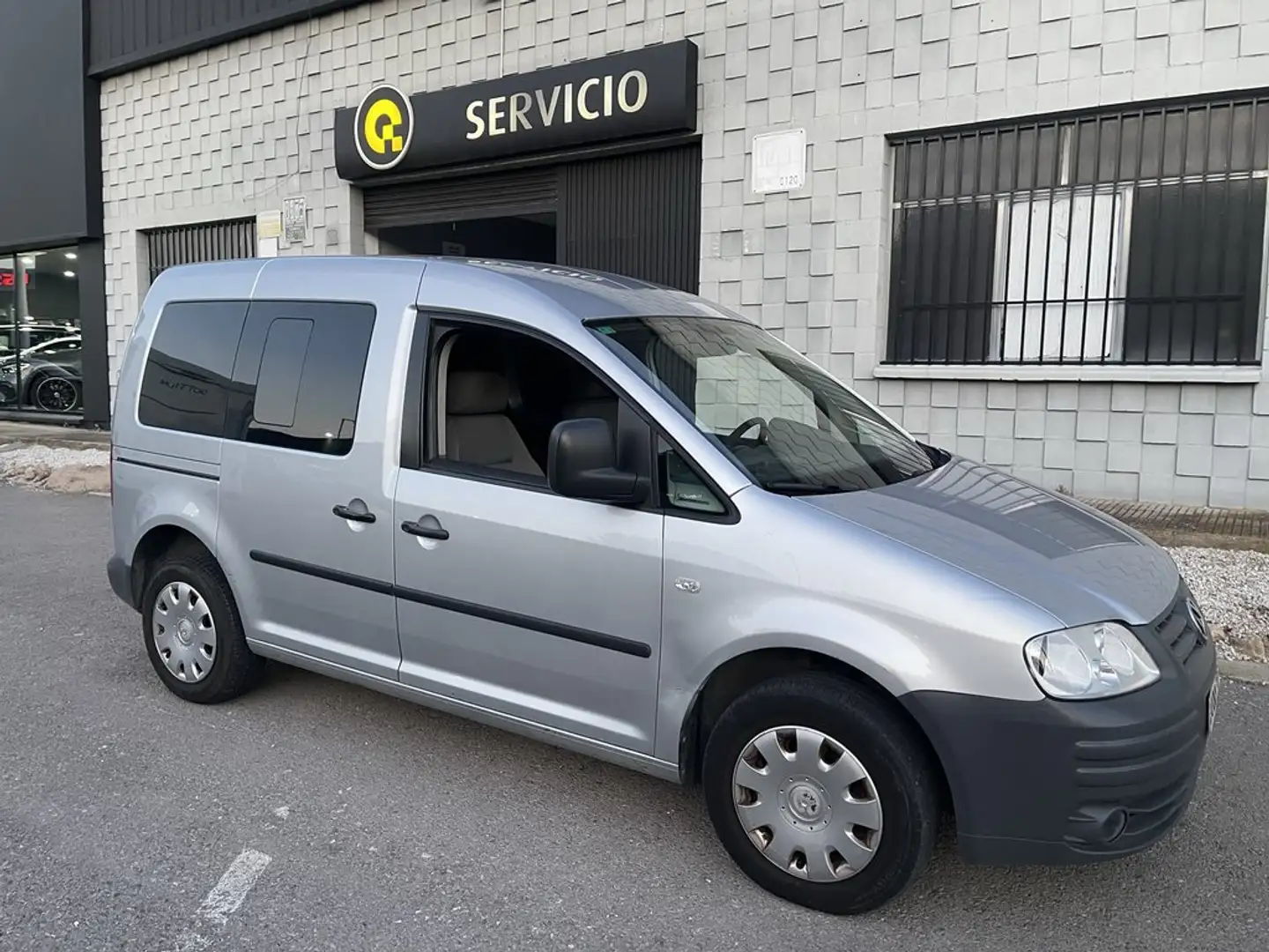 Volkswagen Caddy Life 1.9 TDI 104cv 7 plazas Gris - 1
