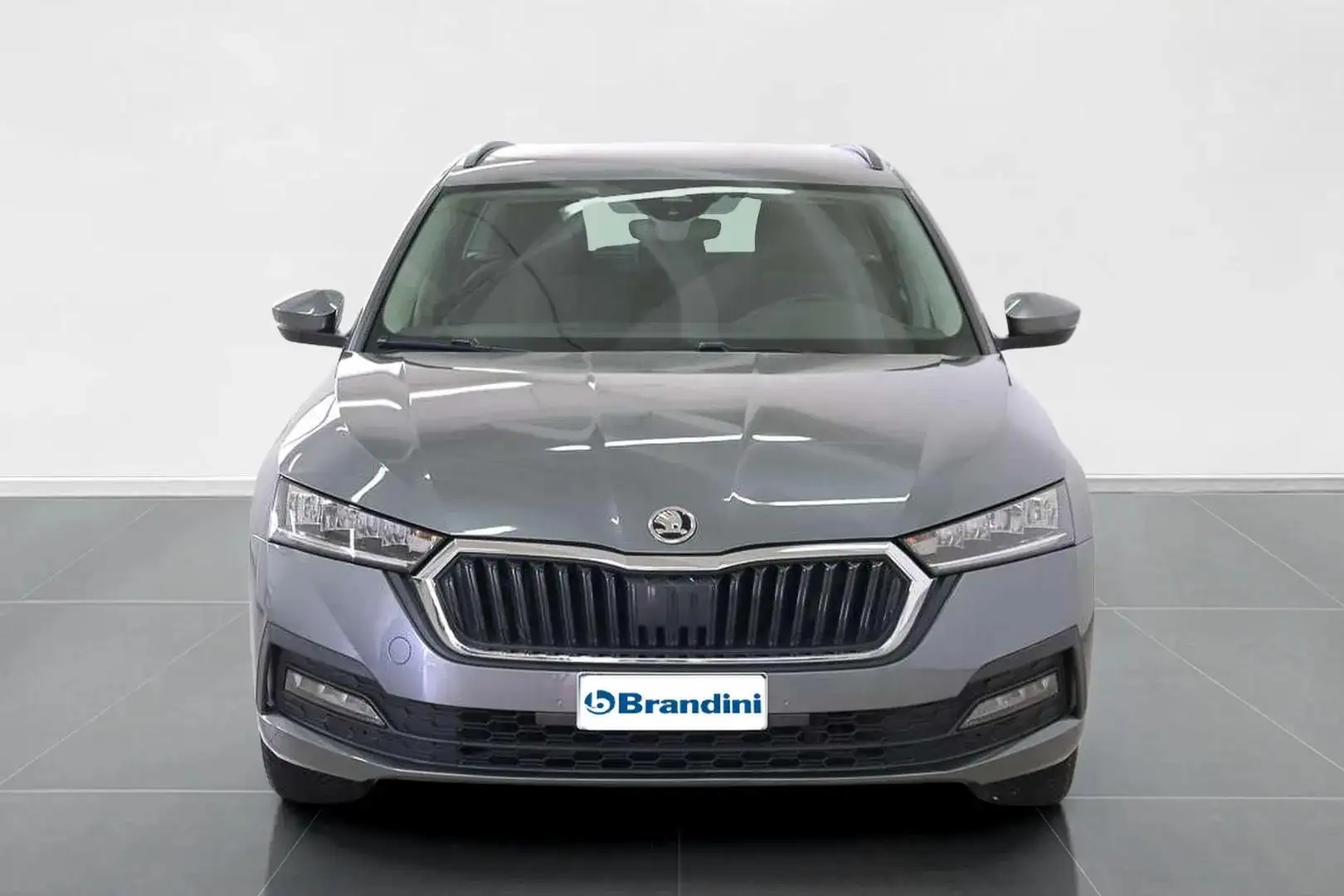 Skoda Octavia Wagon 2.0 TDI EVO SCR Executive Grigio - 2