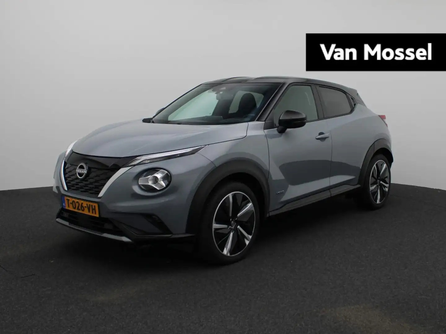 Nissan Juke 1.6 Hybrid N-Design | Automaat | Achteruitrijcamer Grijs - 1