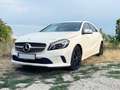 Mercedes-Benz A 200 A 200 d 4MATIC Aut. Weiß - thumbnail 3