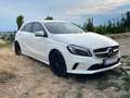 Mercedes-Benz A 200 A 200 d 4MATIC Aut. Weiß - thumbnail 4