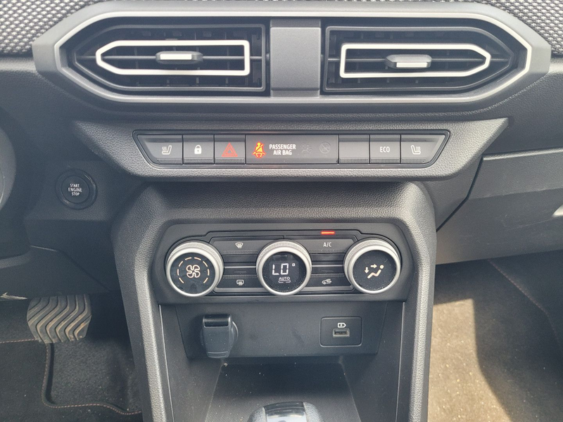 Dacia Jogger Extreme — photo 15